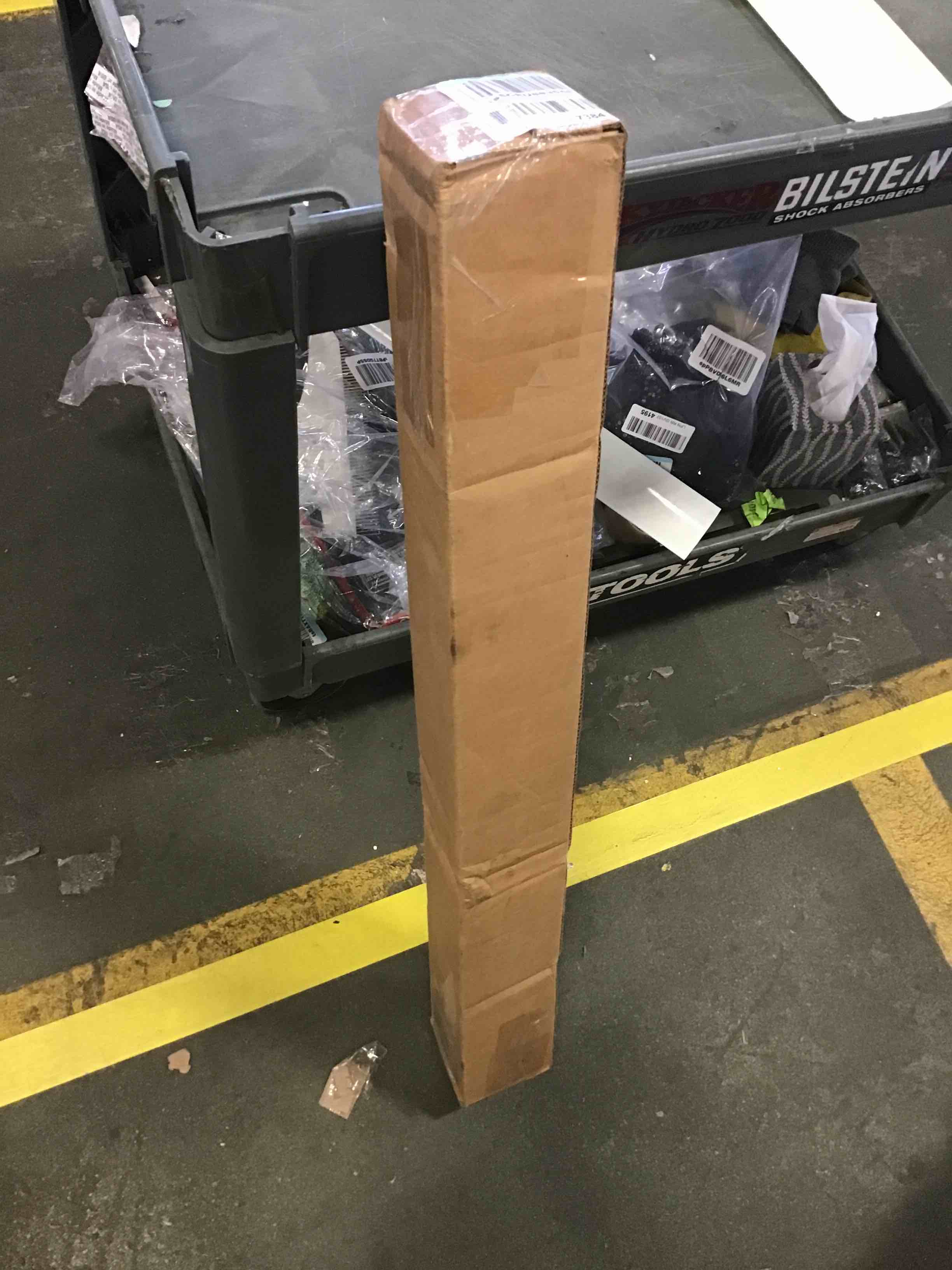 https://s3.amazonaws.com/lotting-images-prod/bidfta/YEL4988608_1696342814070.jpeg
