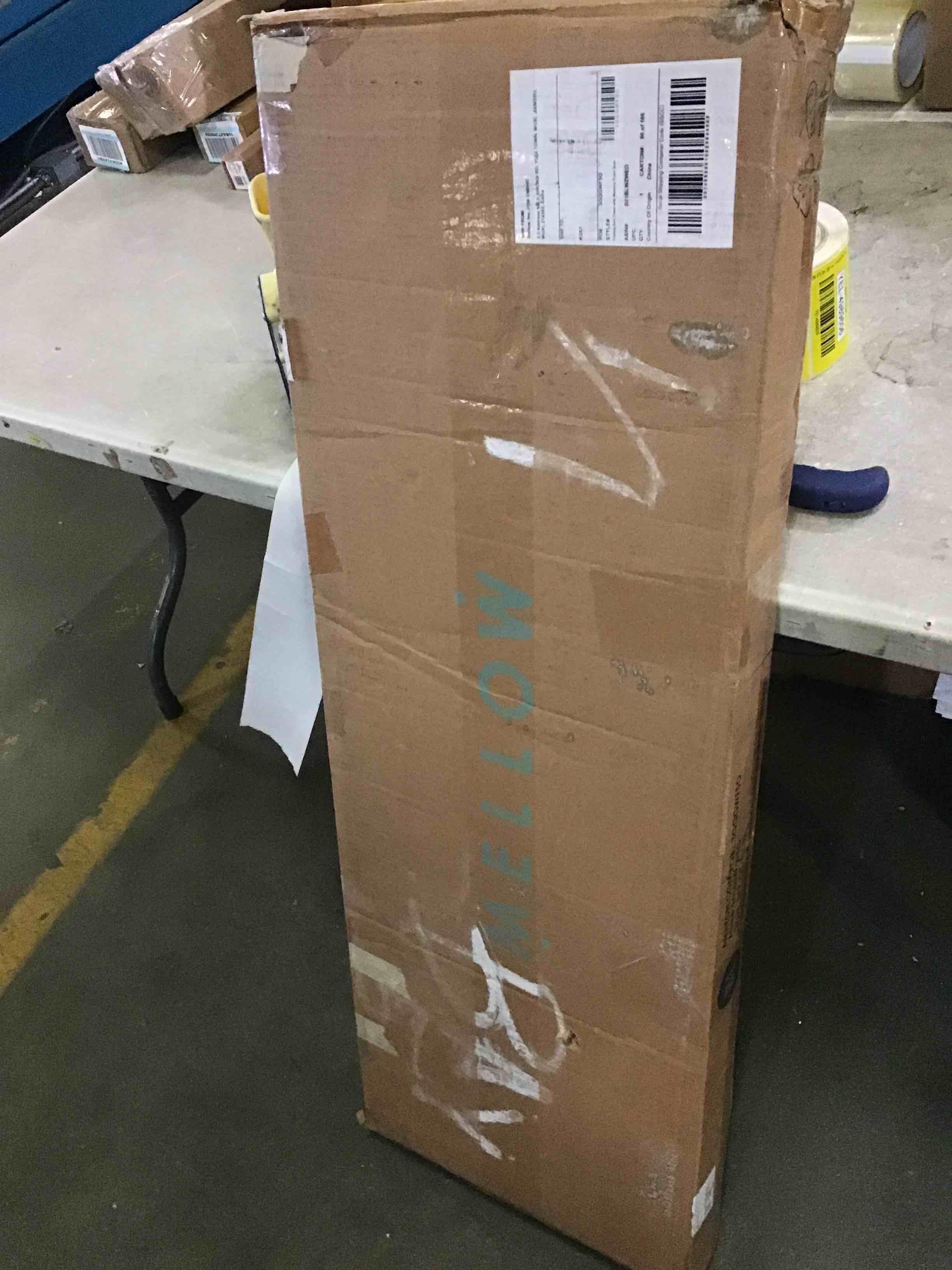 https://s3.amazonaws.com/lotting-images-prod/bidfta/YEL4989604_1694695950131.jpeg