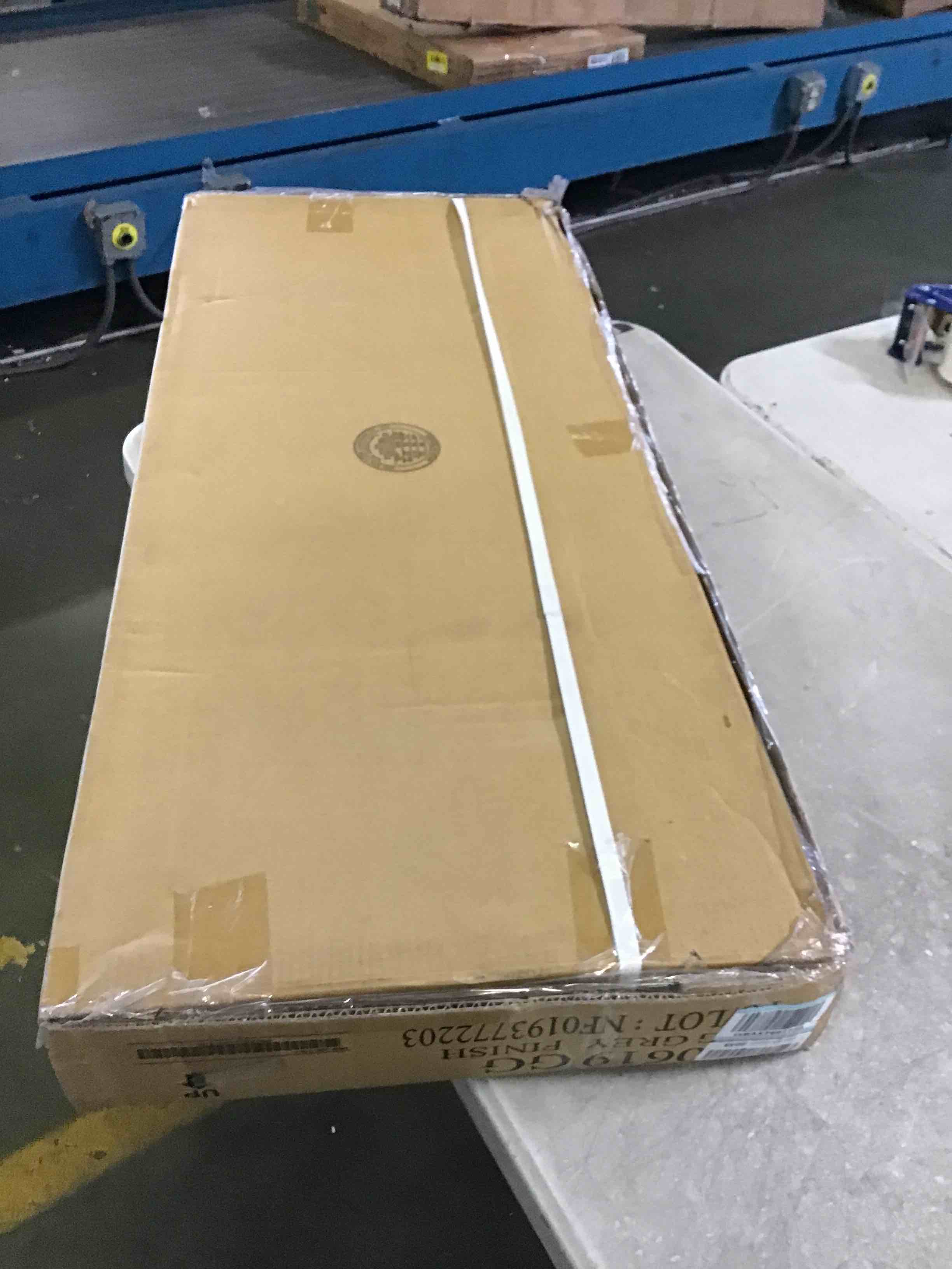 https://s3.amazonaws.com/lotting-images-prod/bidfta/YEL4989813_1694788934278.jpeg