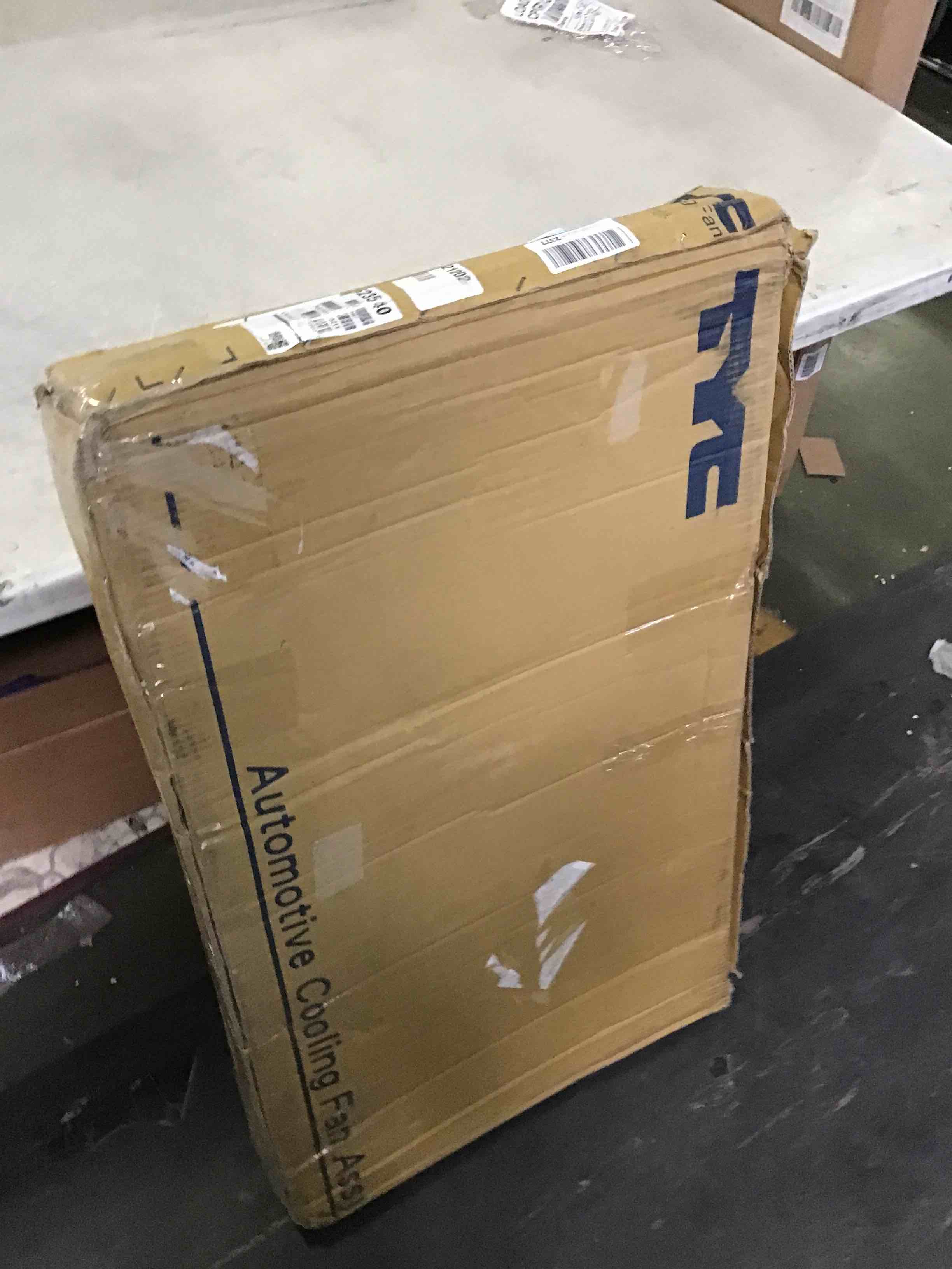 https://s3.amazonaws.com/lotting-images-prod/bidfta/YEL4989957_1695047186714.jpeg