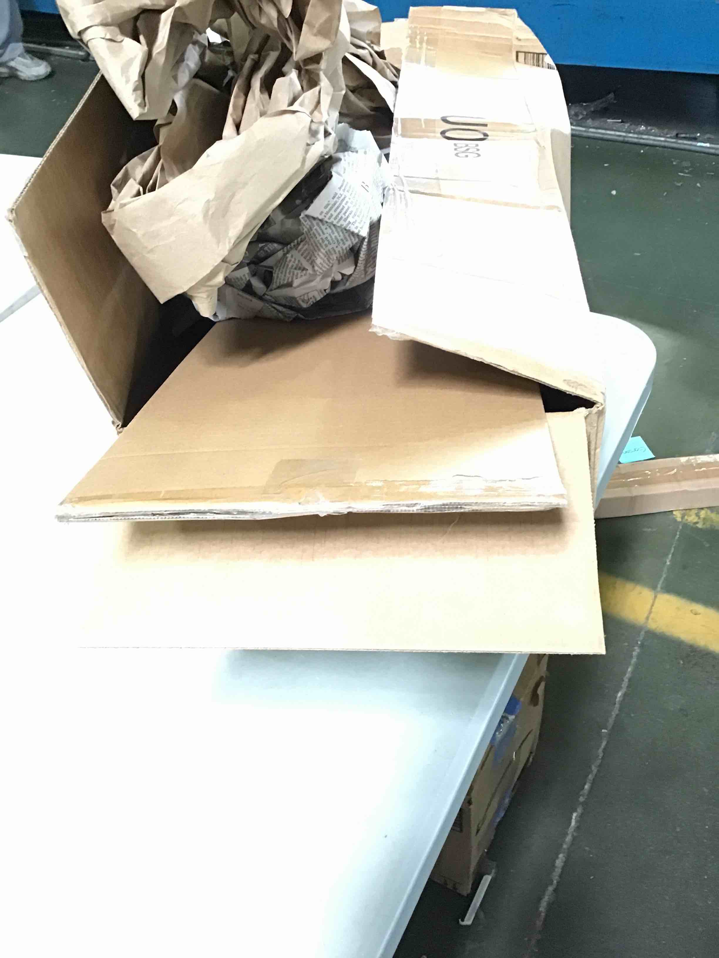https://s3.amazonaws.com/lotting-images-prod/bidfta/YEL4990206_1695148676736.jpeg