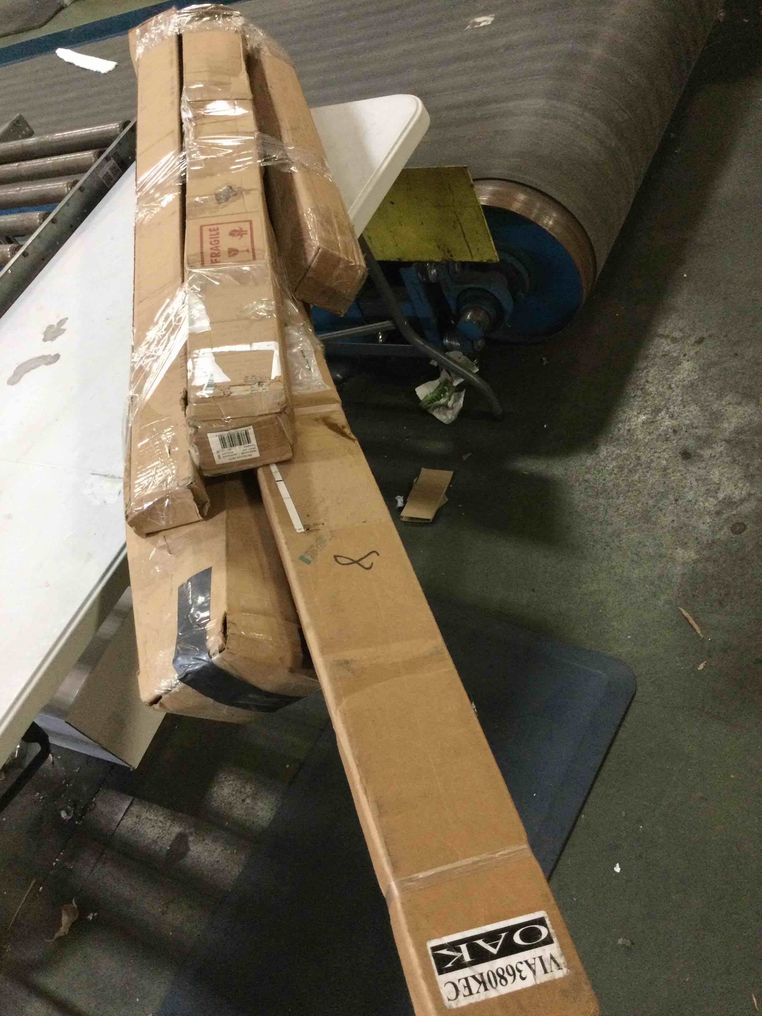 https://s3.amazonaws.com/lotting-images-prod/bidfta/YEL4990555_1695385496694.jpeg