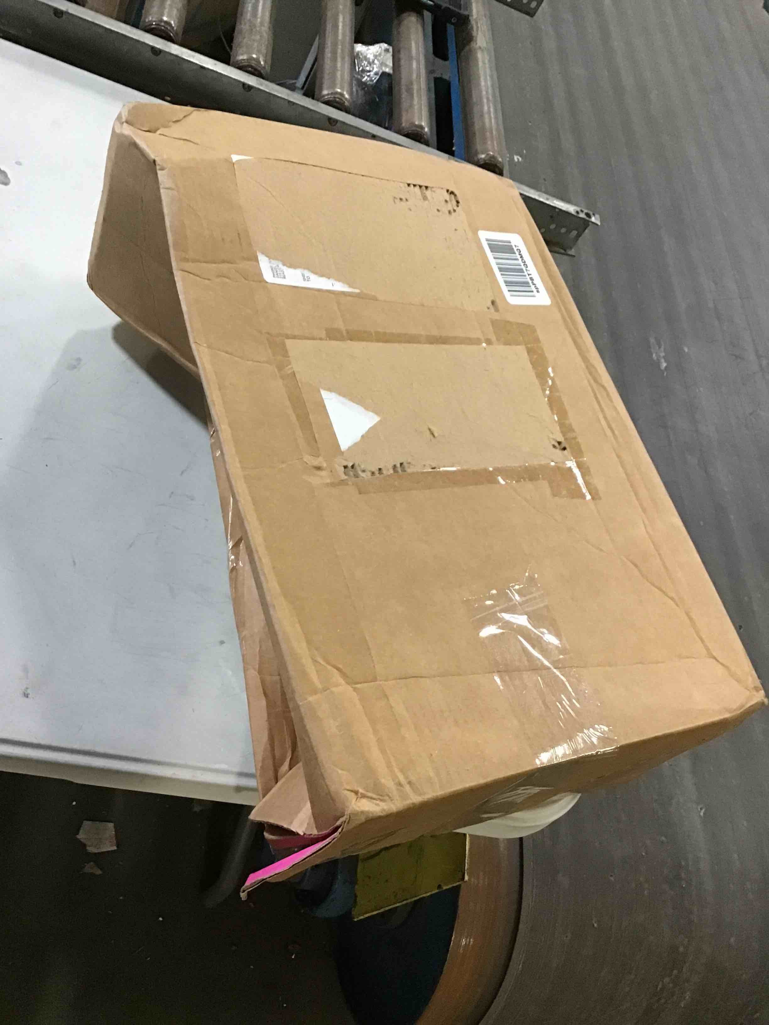 https://s3.amazonaws.com/lotting-images-prod/bidfta/YEL4990633_1695400650624.jpeg