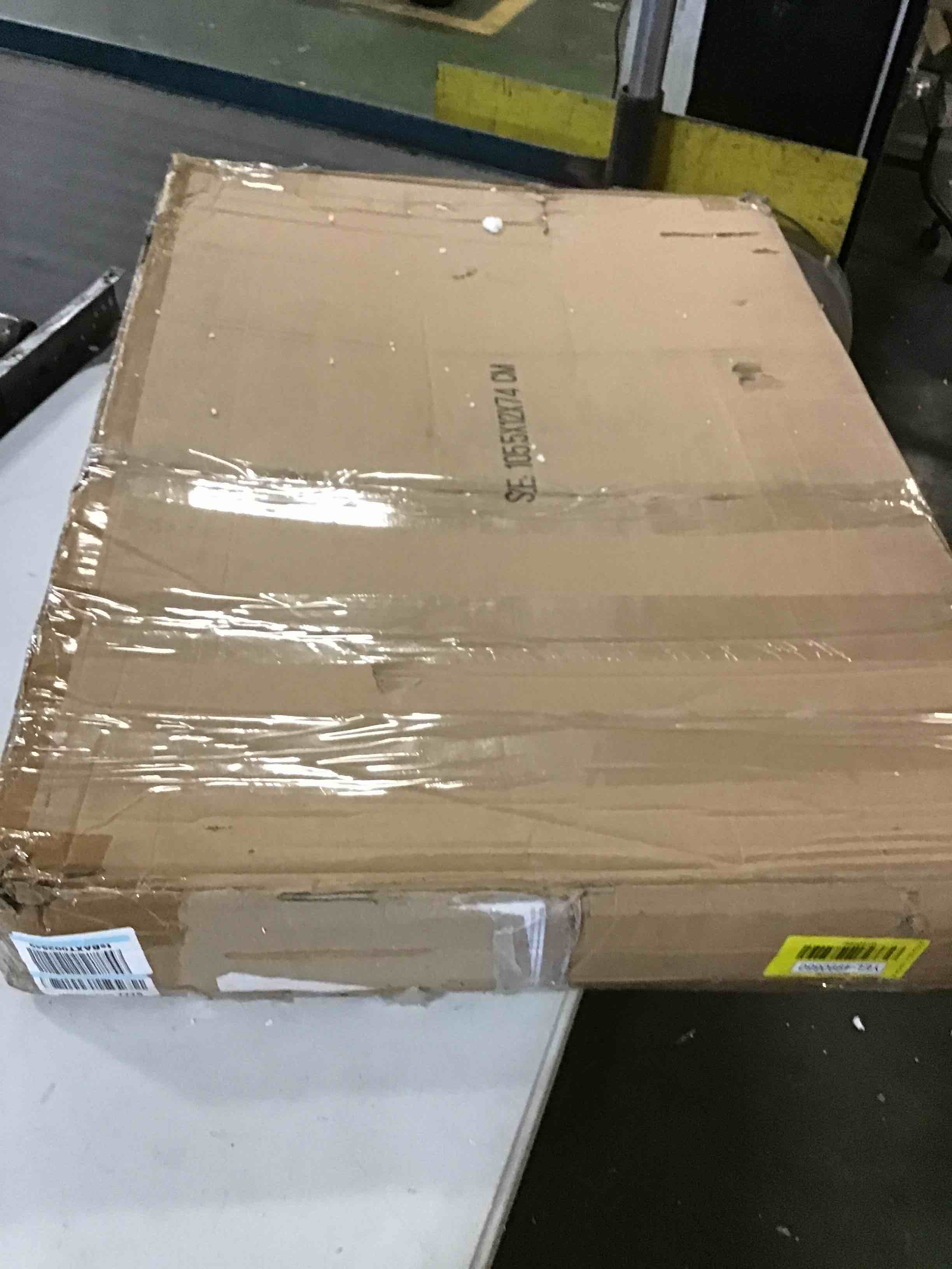 https://s3.amazonaws.com/lotting-images-prod/bidfta/YEL4990660_1695408265202.jpeg
