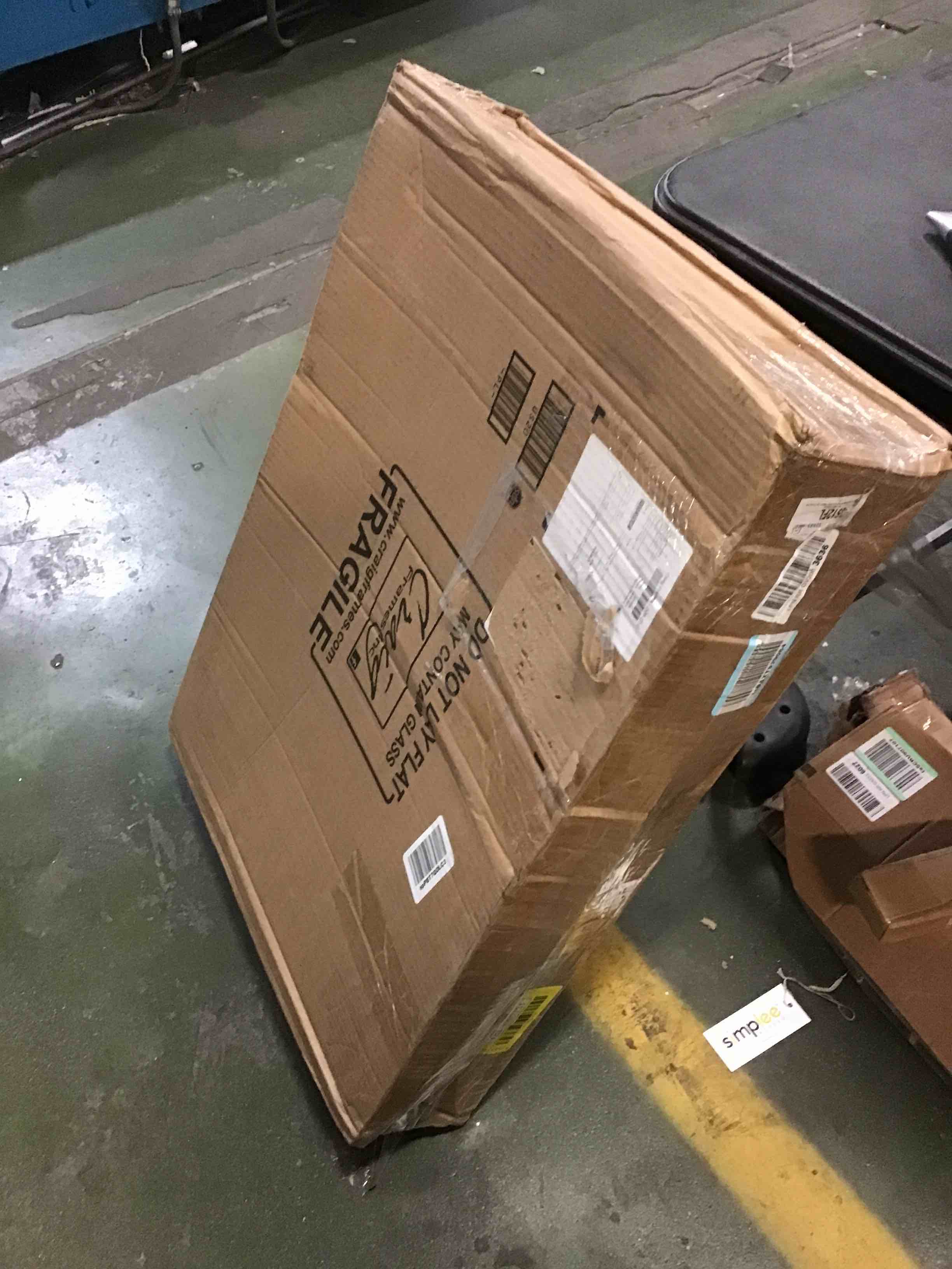 https://s3.amazonaws.com/lotting-images-prod/bidfta/YEL4990731_1695652868653.jpeg