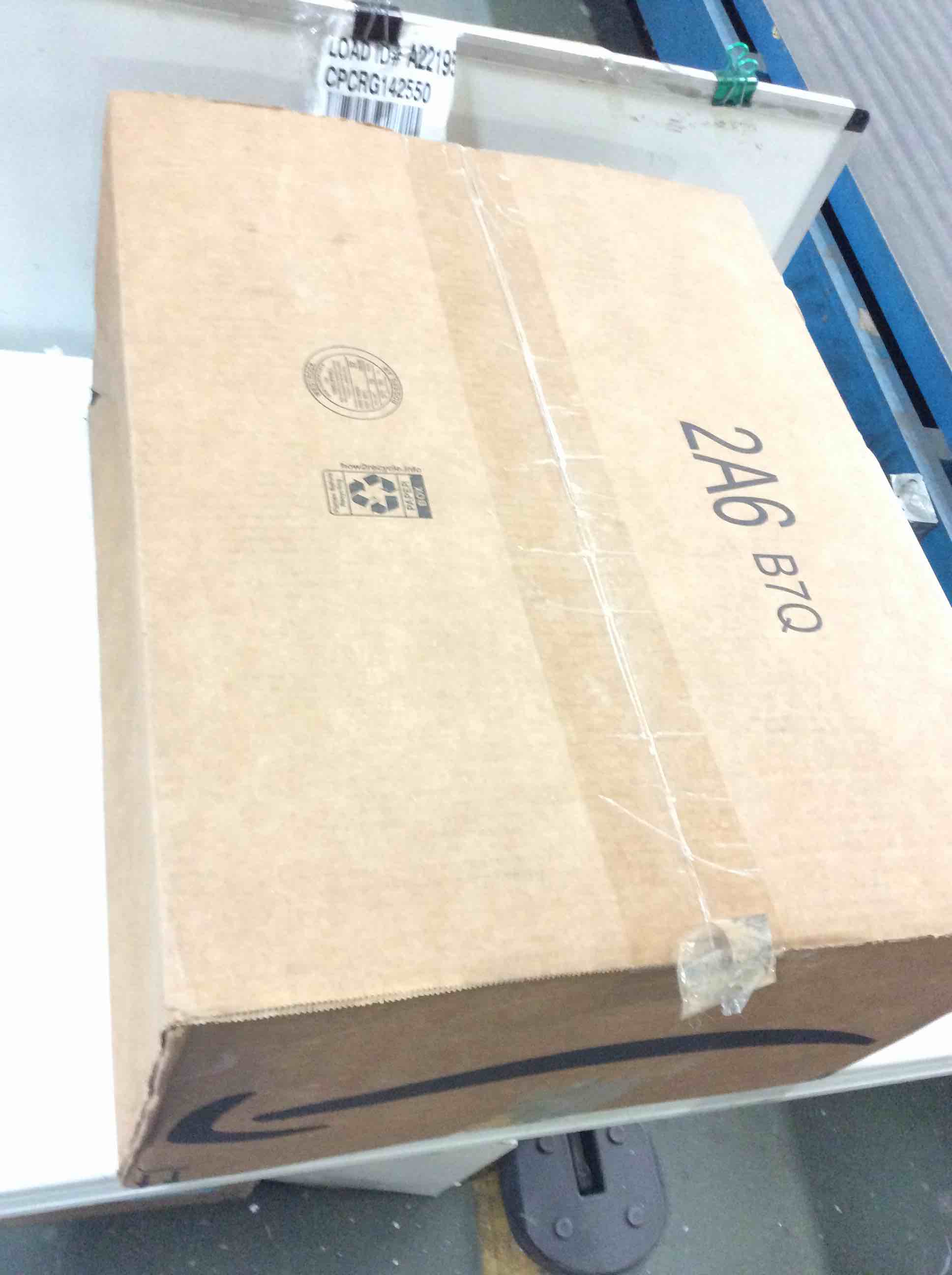 https://s3.amazonaws.com/lotting-images-prod/bidfta/YEL4992523_1694882890820.jpeg