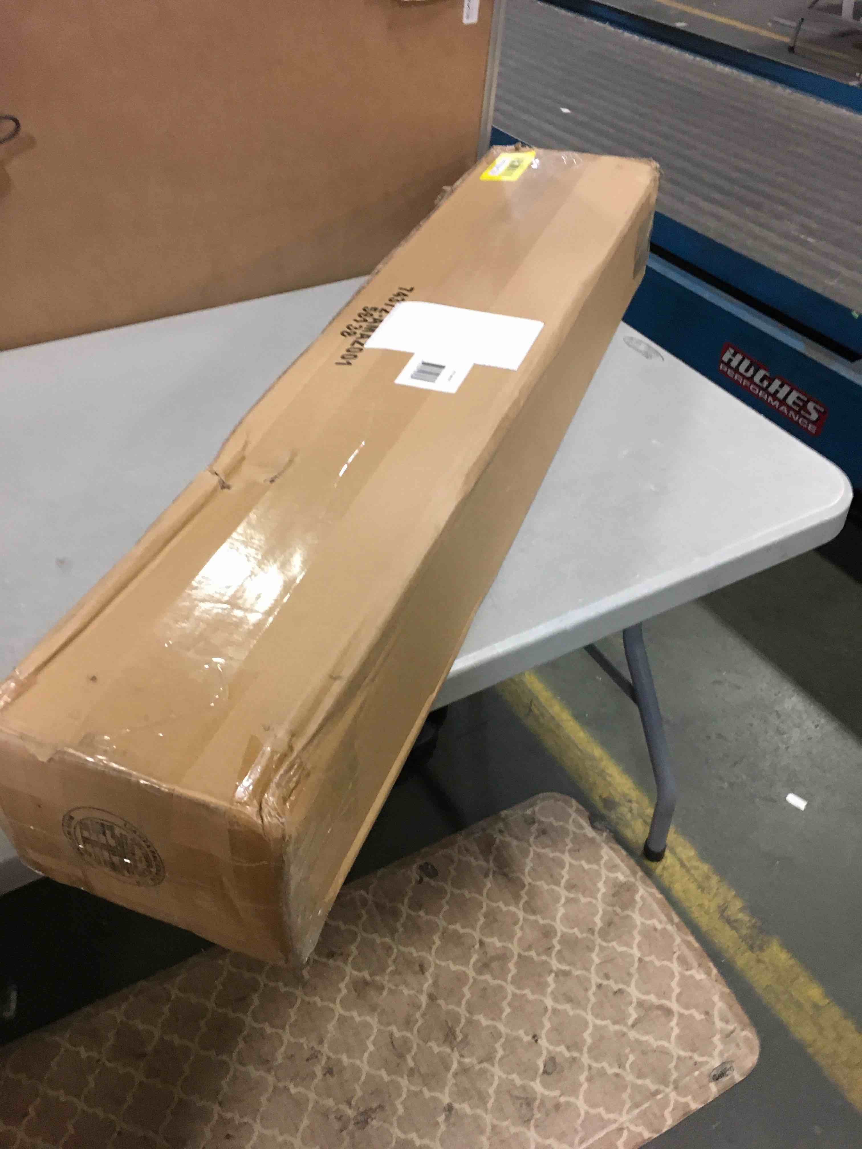 https://s3.amazonaws.com/lotting-images-prod/bidfta/YEL4992991_1695643625254.jpeg
