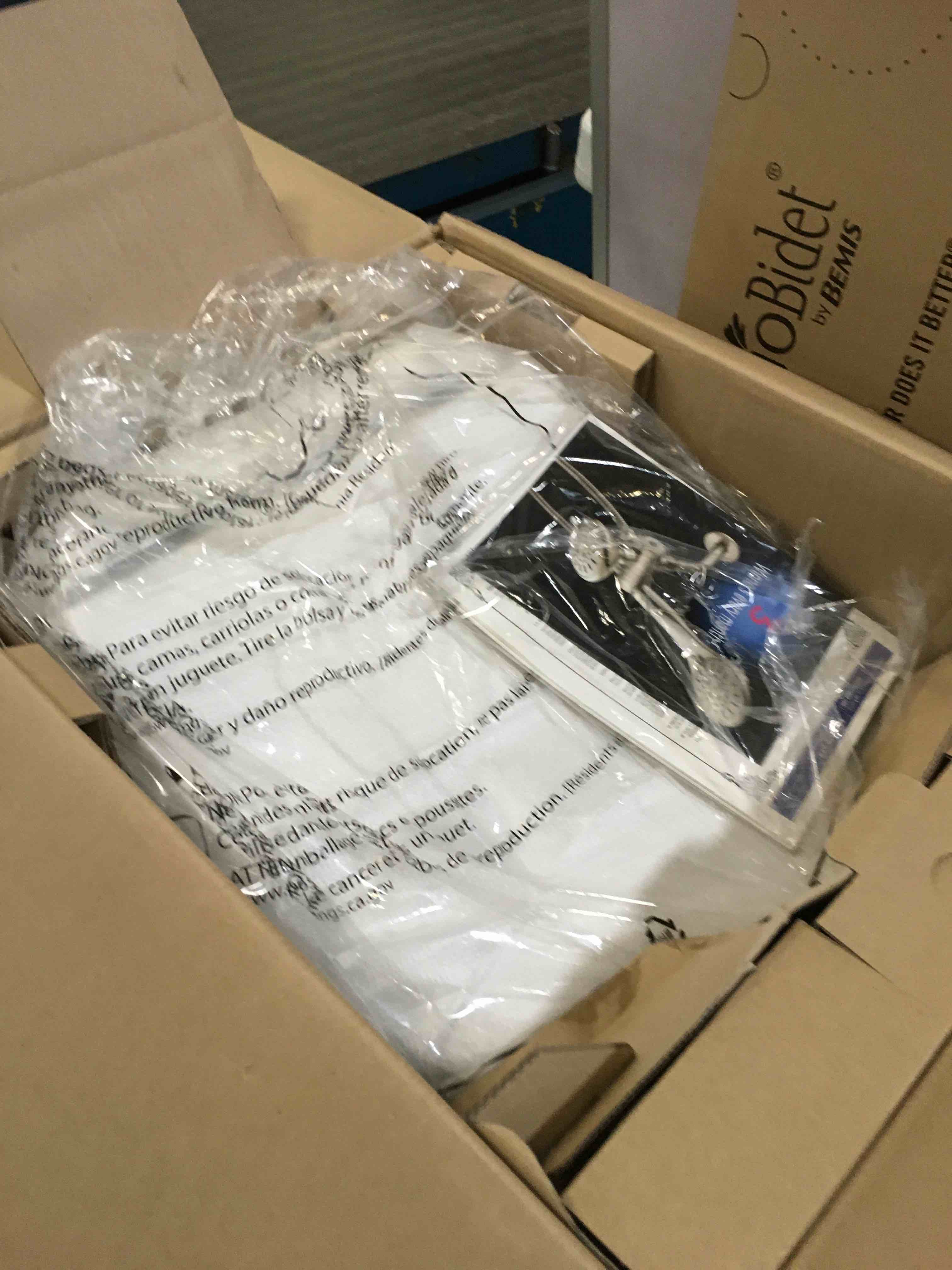 https://s3.amazonaws.com/lotting-images-prod/bidfta/YEL4993448_1696010359246.jpeg