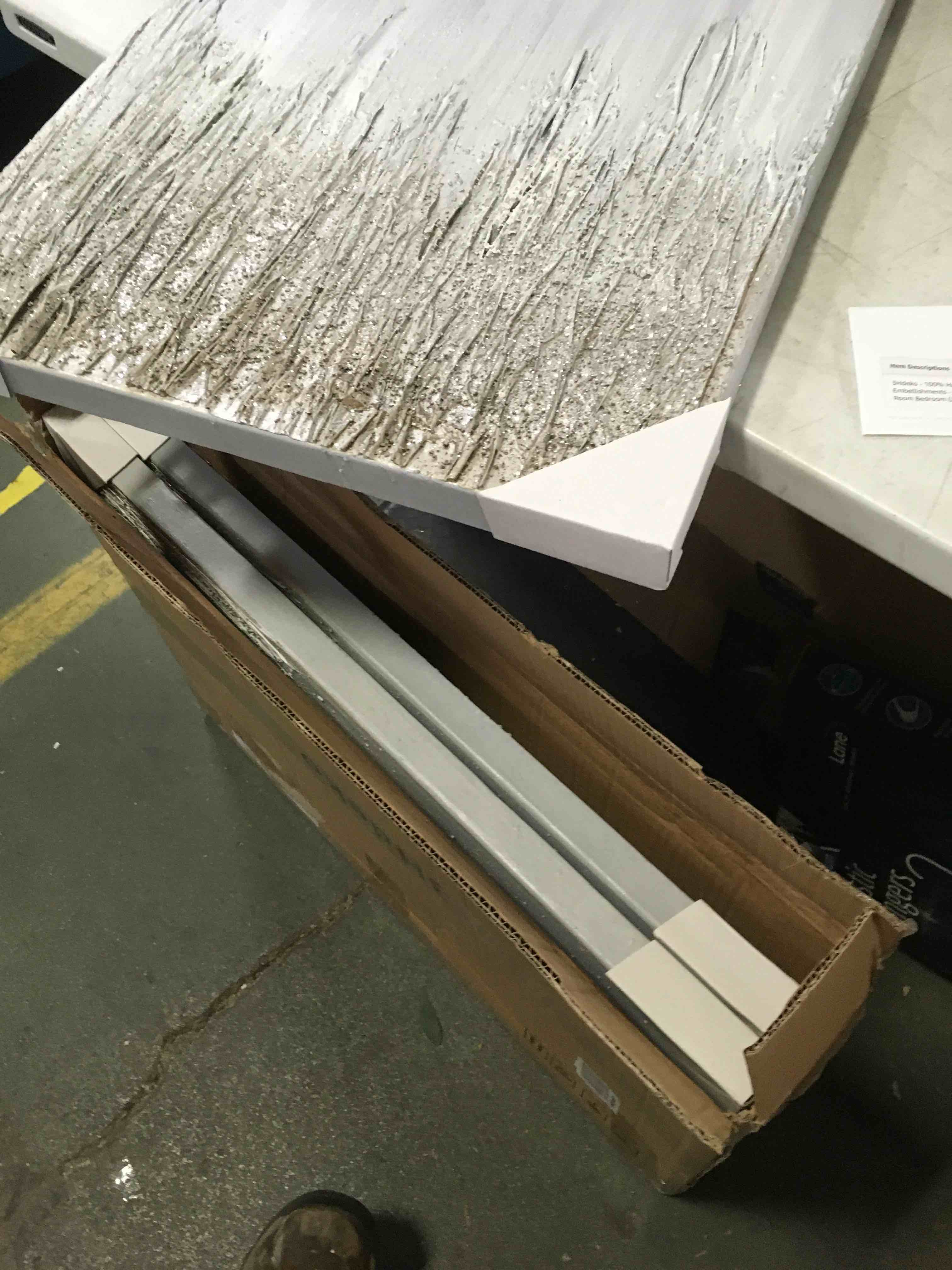 https://s3.amazonaws.com/lotting-images-prod/bidfta/YEL4993903_1696526499280.jpeg