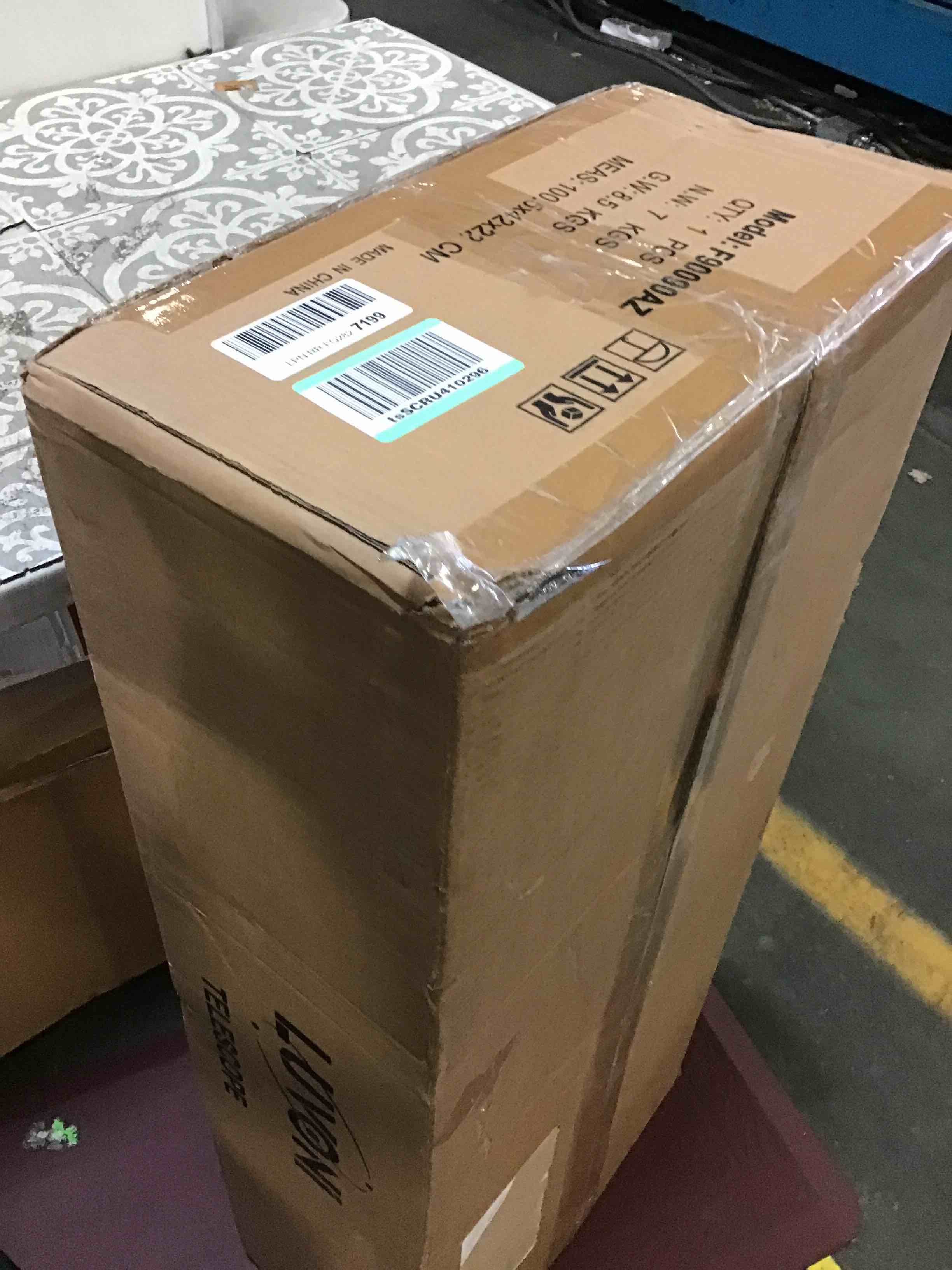 https://s3.amazonaws.com/lotting-images-prod/bidfta/YEL4997412_1694704235043.jpeg