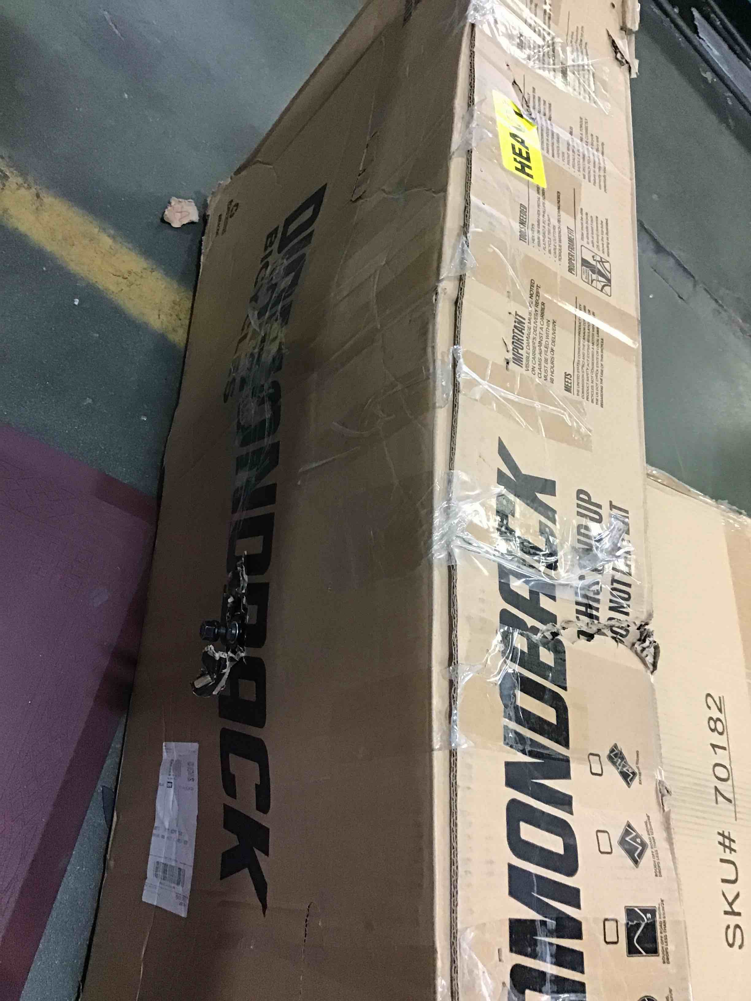 https://s3.amazonaws.com/lotting-images-prod/bidfta/YEL4997660_1694798246867.jpeg