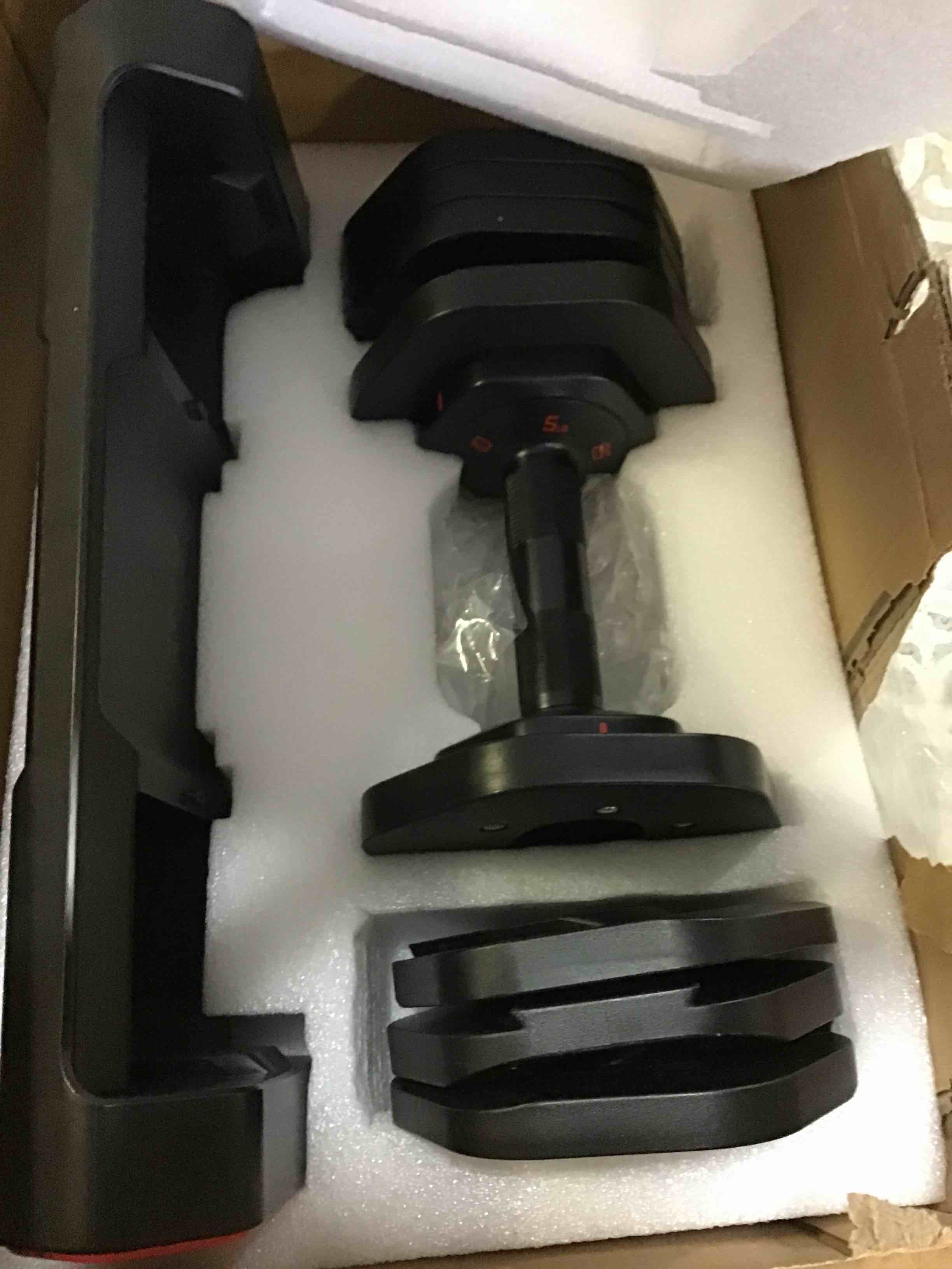 https://s3.amazonaws.com/lotting-images-prod/bidfta/YEL4998010_1695222242098.jpeg