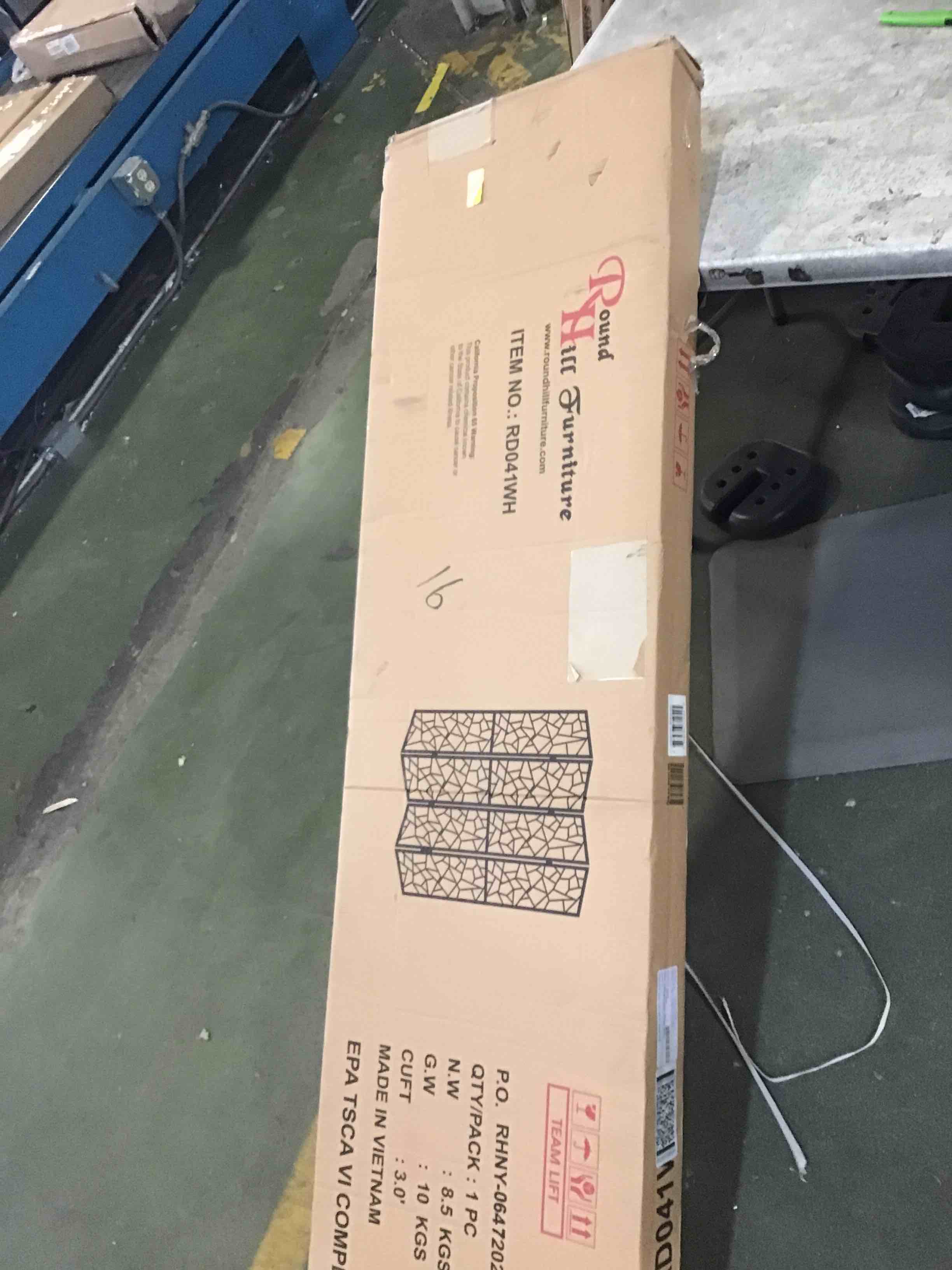 https://s3.amazonaws.com/lotting-images-prod/bidfta/YEL4998260_1695321421625.jpeg