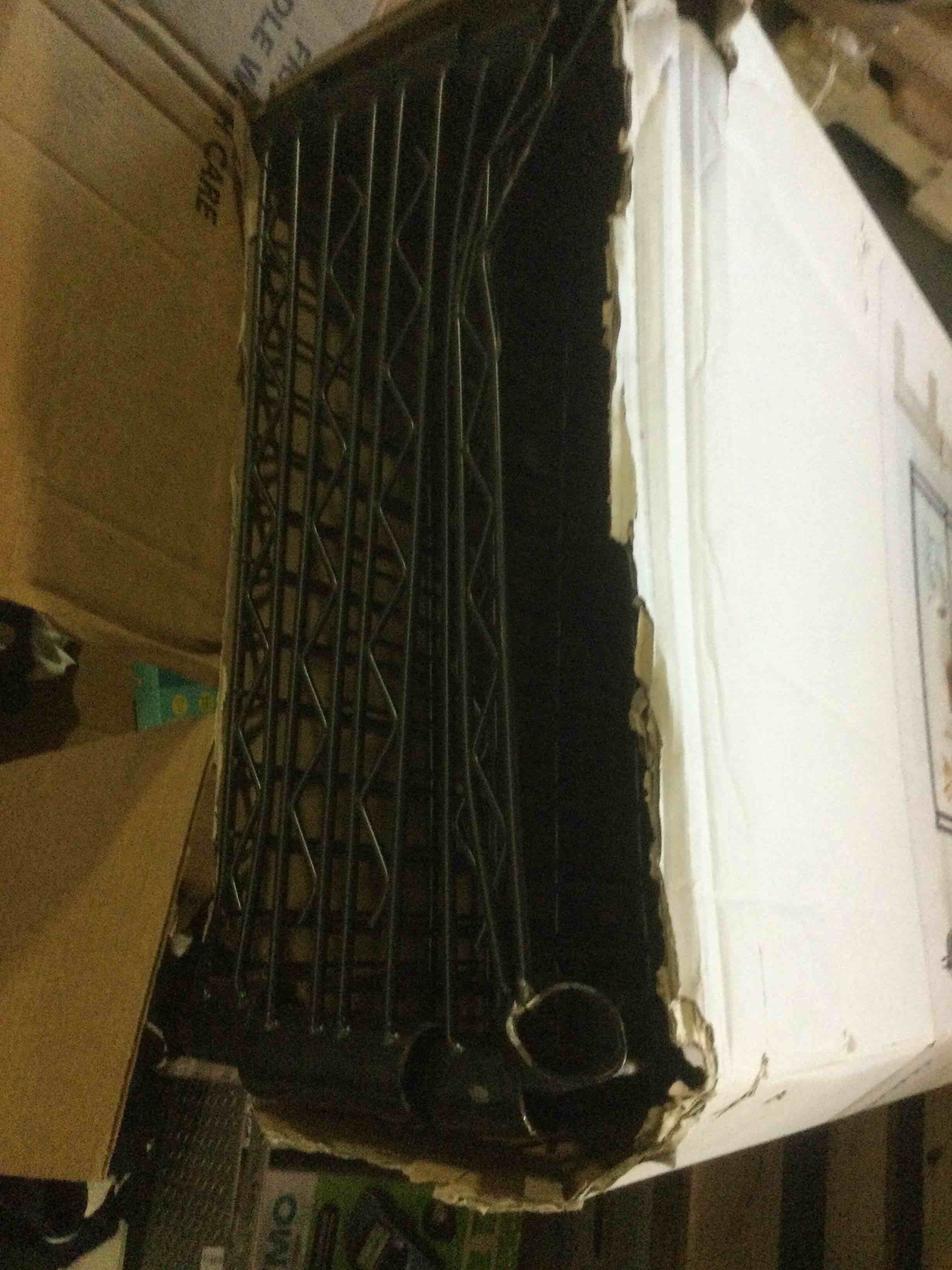 https://s3.amazonaws.com/lotting-images-prod/bidfta/YEL4998453_1694605401567.jpeg