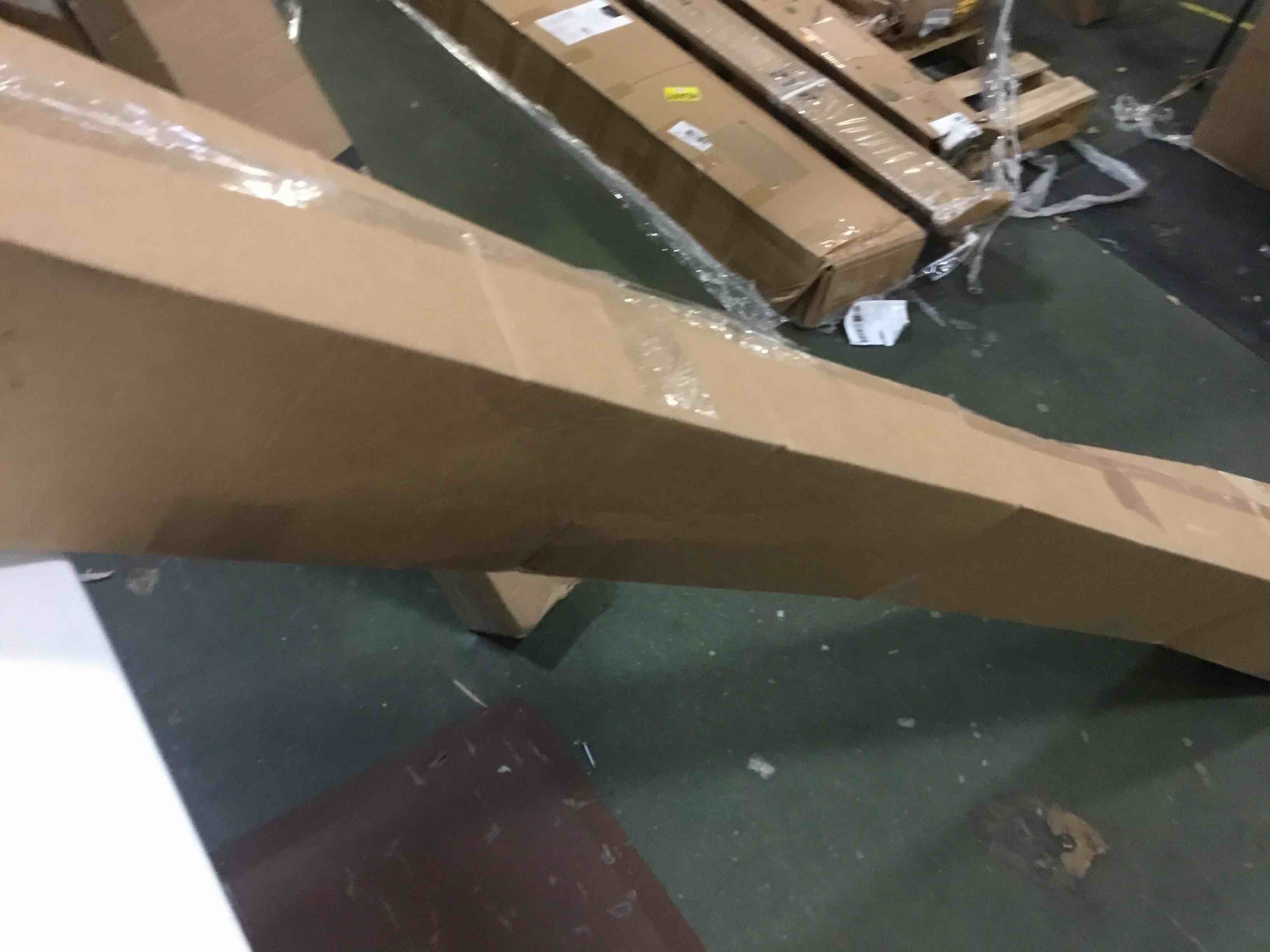 https://s3.amazonaws.com/lotting-images-prod/bidfta/YEL5000269_1687464466269.jpeg
