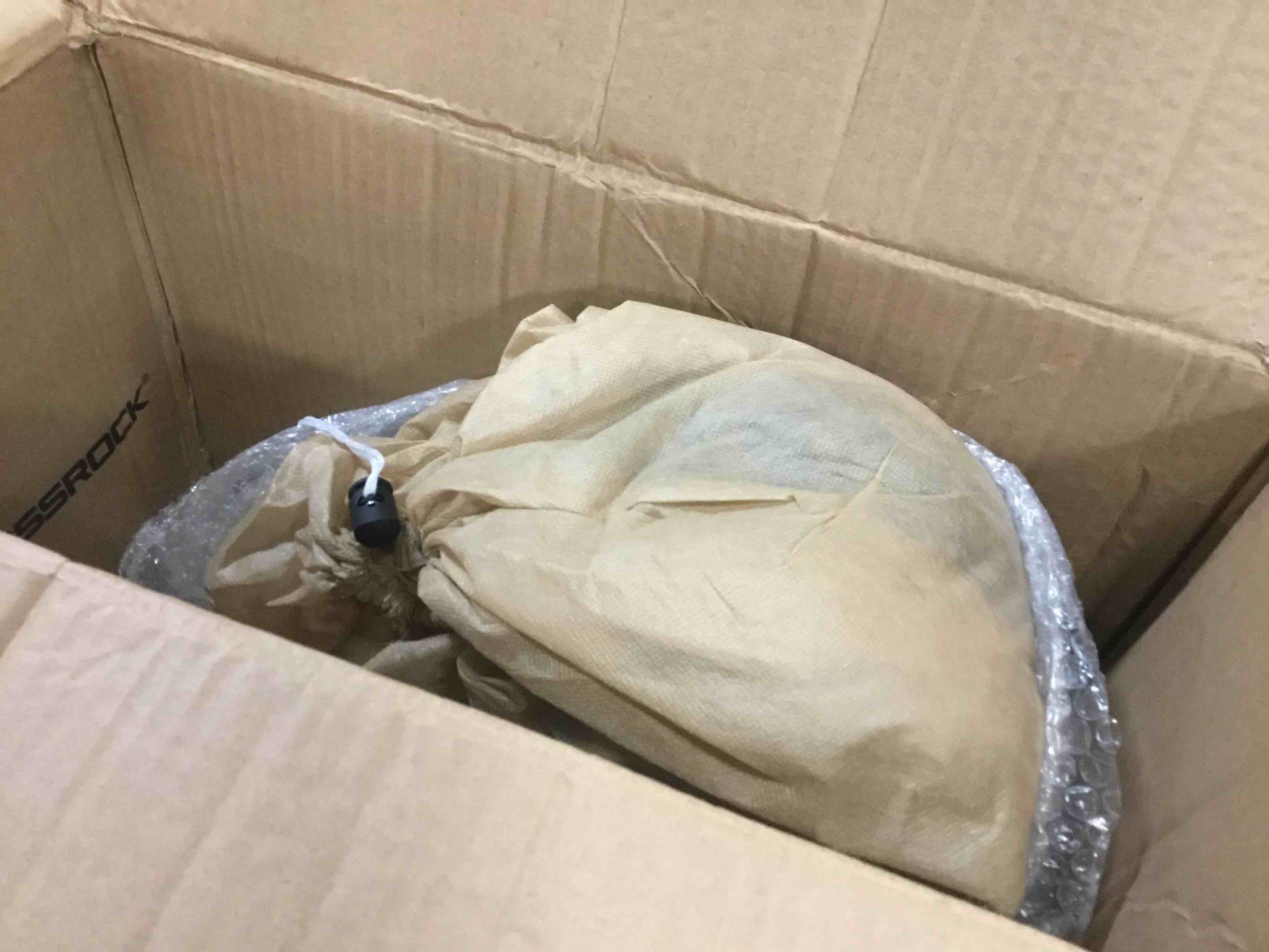 https://s3.amazonaws.com/lotting-images-prod/bidfta/YEL5000502_1687543723646.jpeg