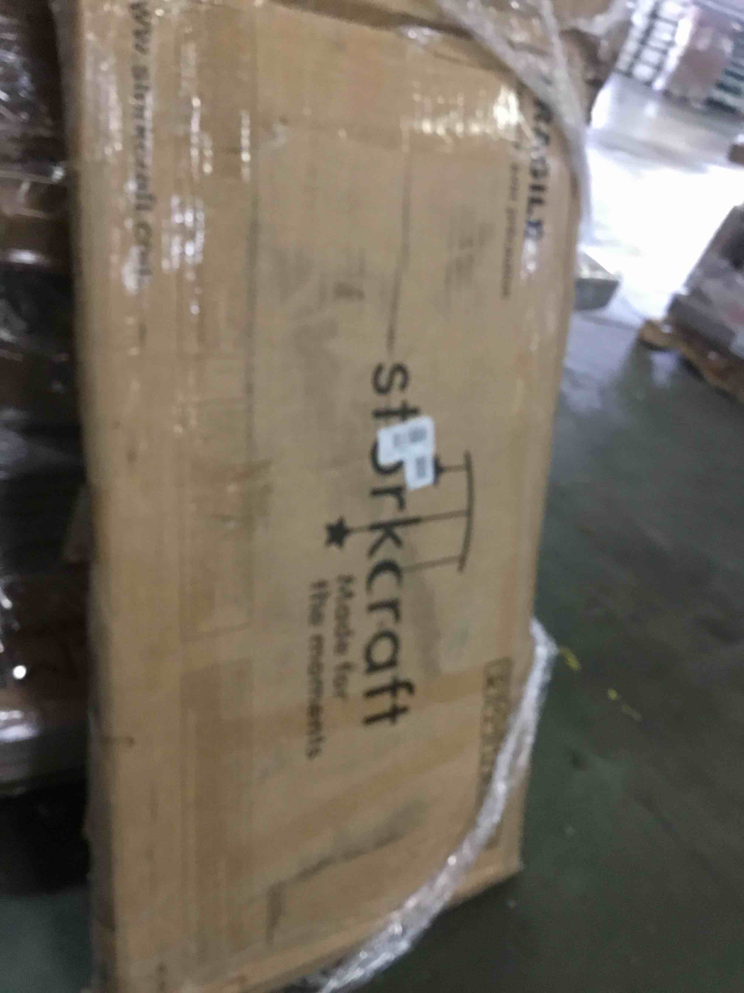 https://s3.amazonaws.com/lotting-images-prod/bidfta/YEL5000555_1687550218727.jpeg