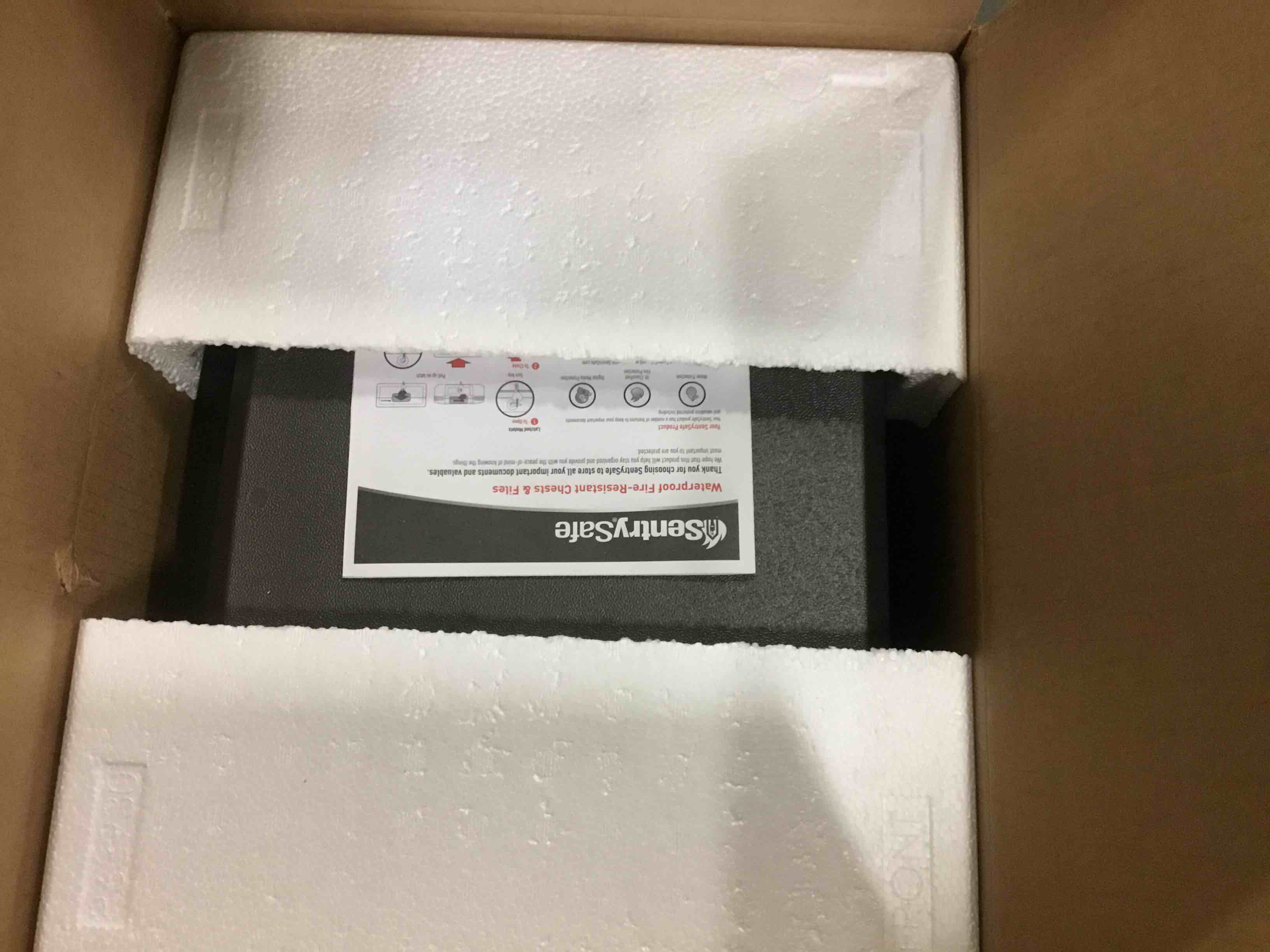 https://s3.amazonaws.com/lotting-images-prod/bidfta/YEL5000611_1687781430448.jpeg