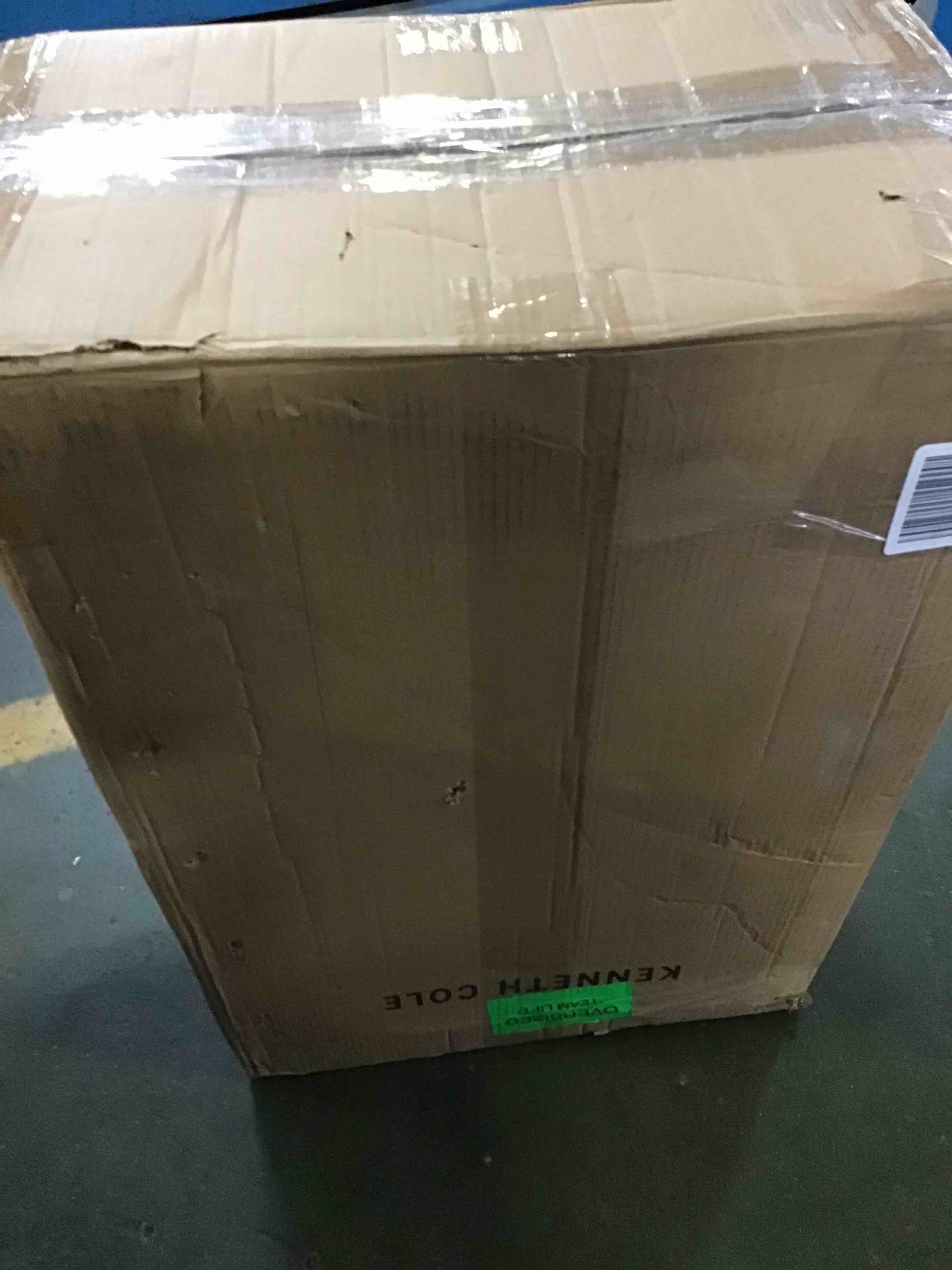 https://s3.amazonaws.com/lotting-images-prod/bidfta/YEL5003270_1686335221286.jpeg