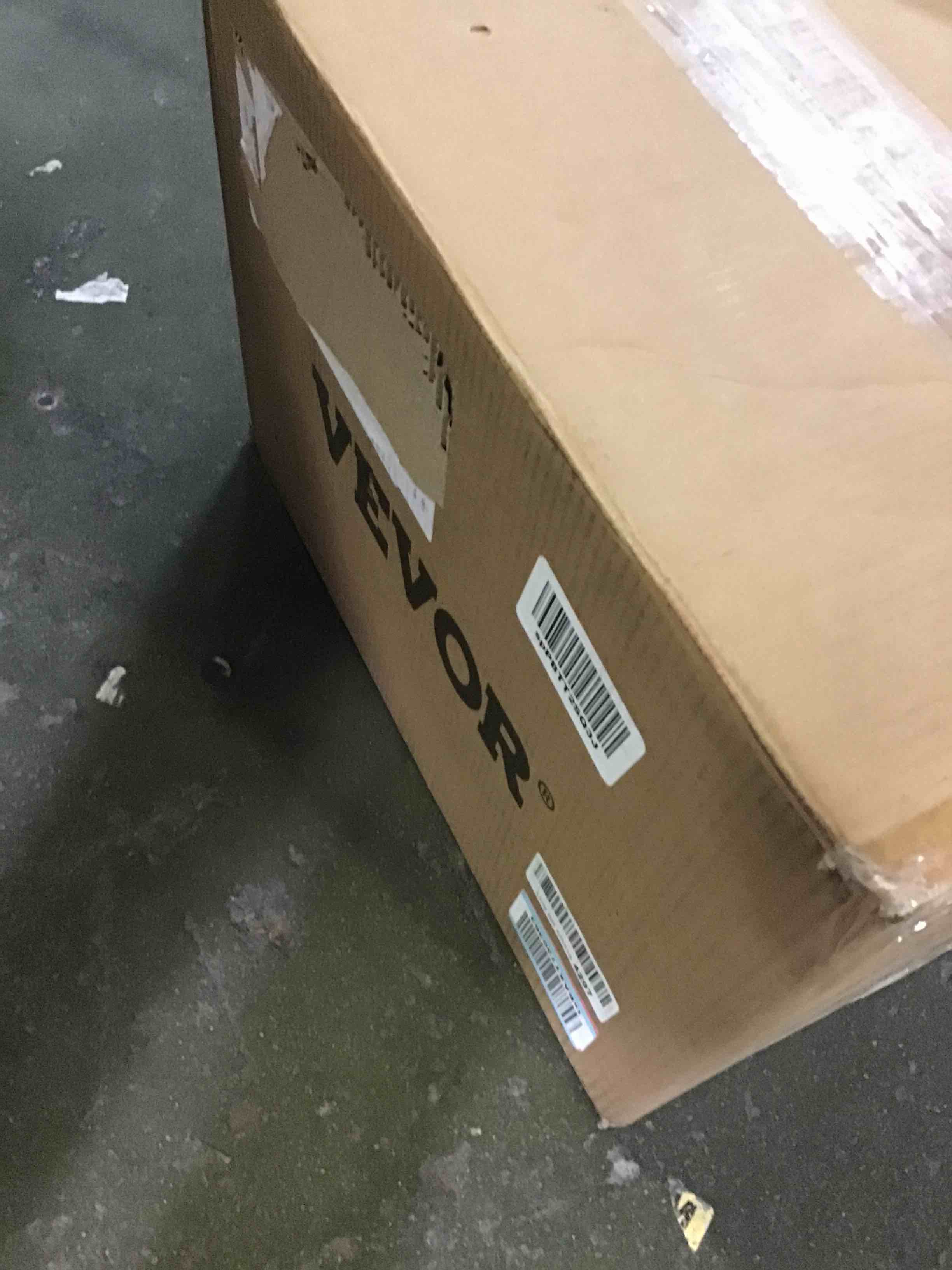 https://s3.amazonaws.com/lotting-images-prod/bidfta/YEL5003273_1686334778729.jpeg