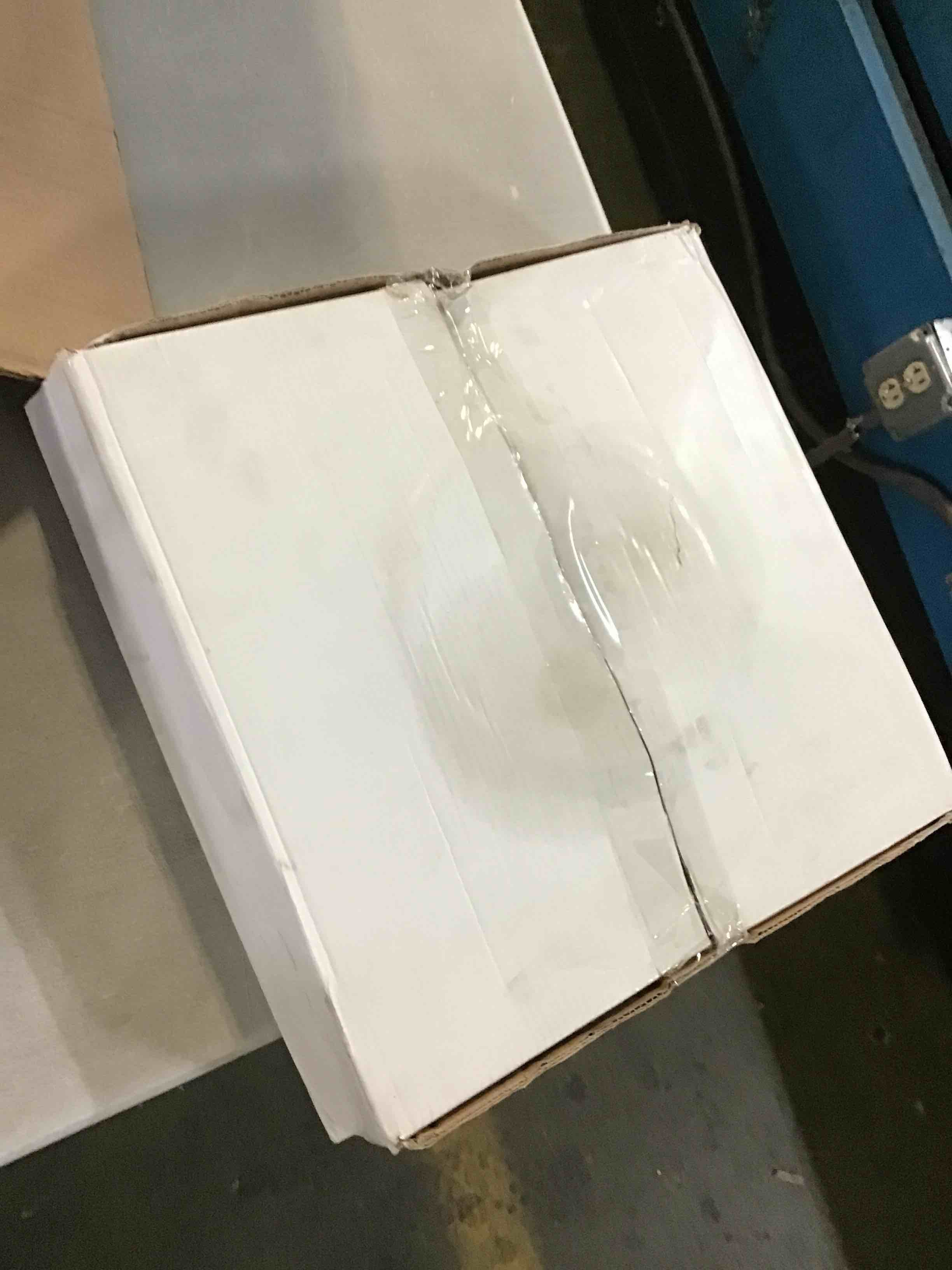 https://s3.amazonaws.com/lotting-images-prod/bidfta/YEL5009287_1687264355500.jpeg