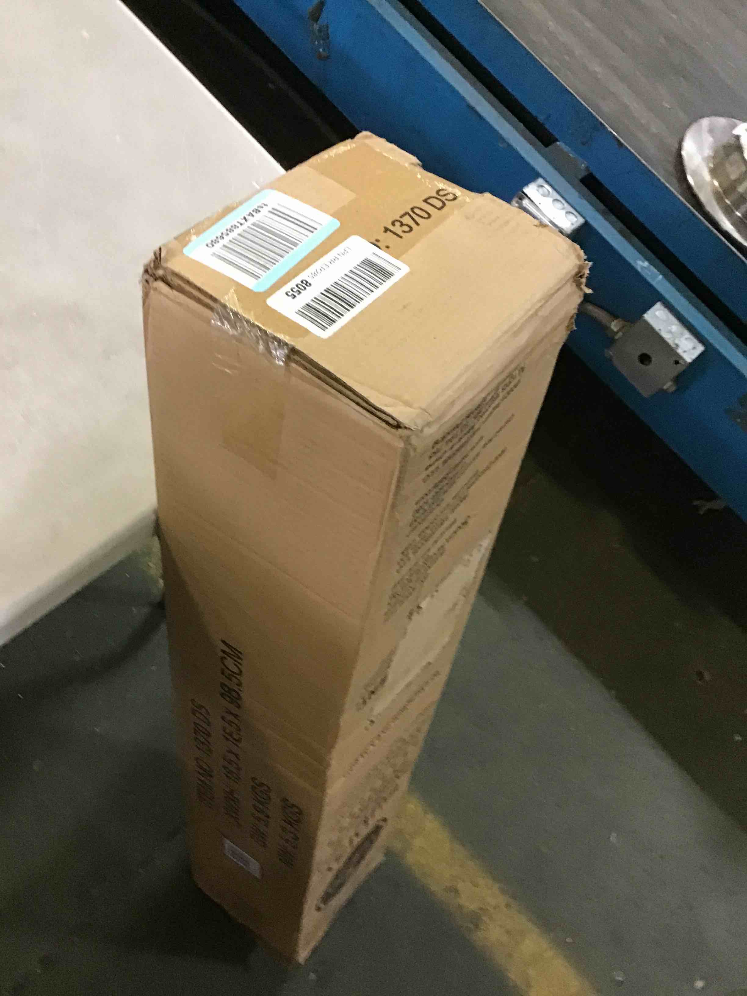 https://s3.amazonaws.com/lotting-images-prod/bidfta/YEL5009671_1687377177212.jpeg