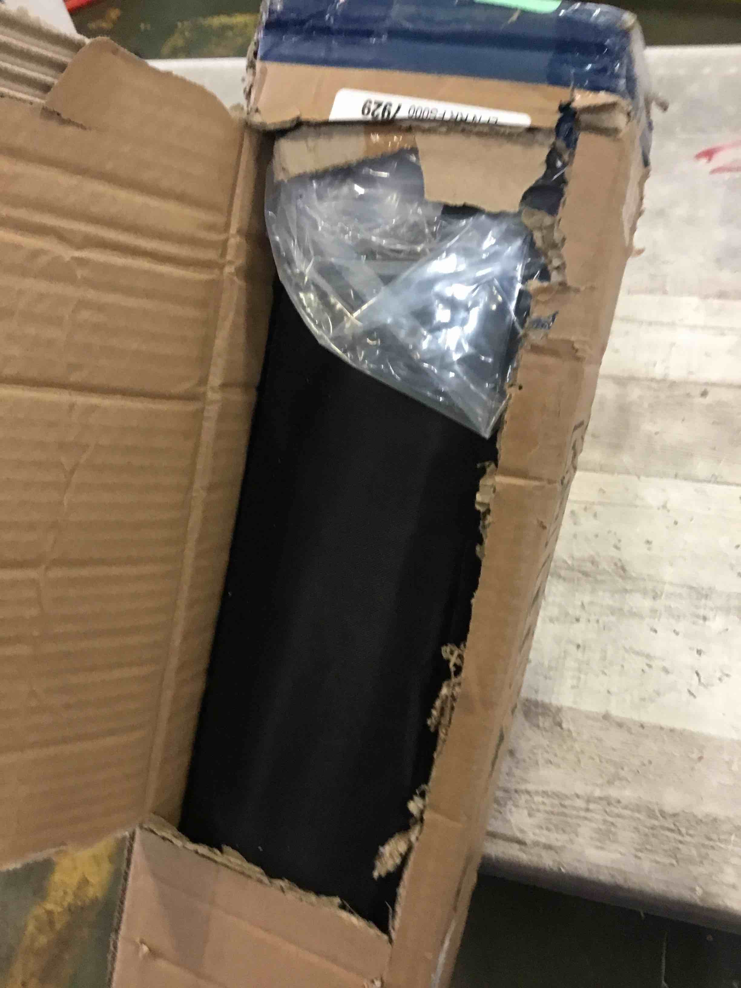 https://s3.amazonaws.com/lotting-images-prod/bidfta/YEL5011660_1687365400111.jpeg