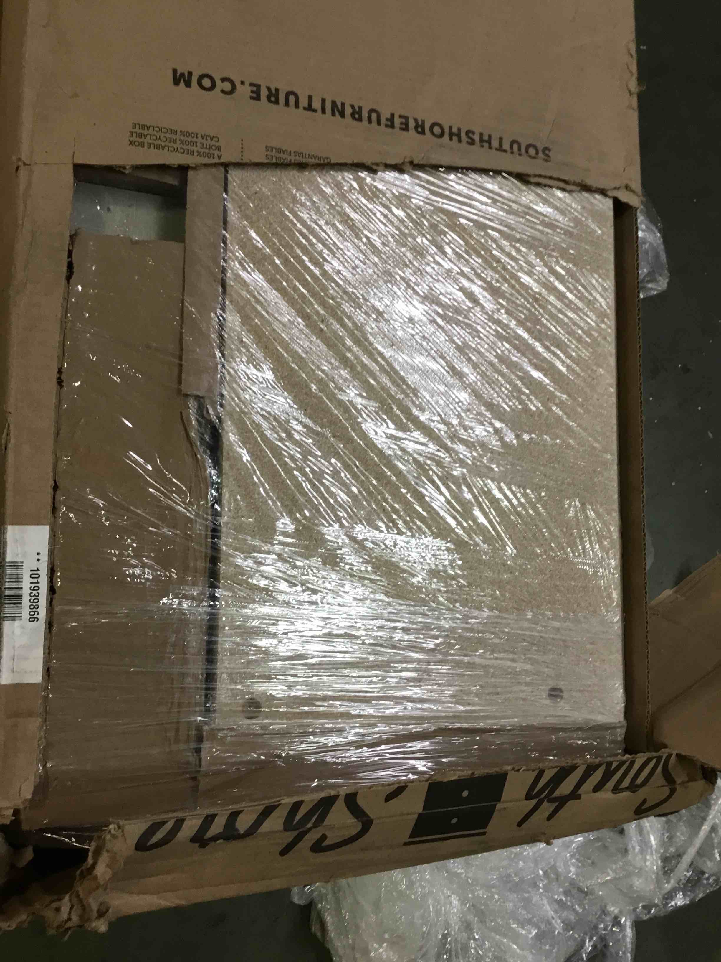 https://s3.amazonaws.com/lotting-images-prod/bidfta/YEL5011840_1687534666736.jpeg