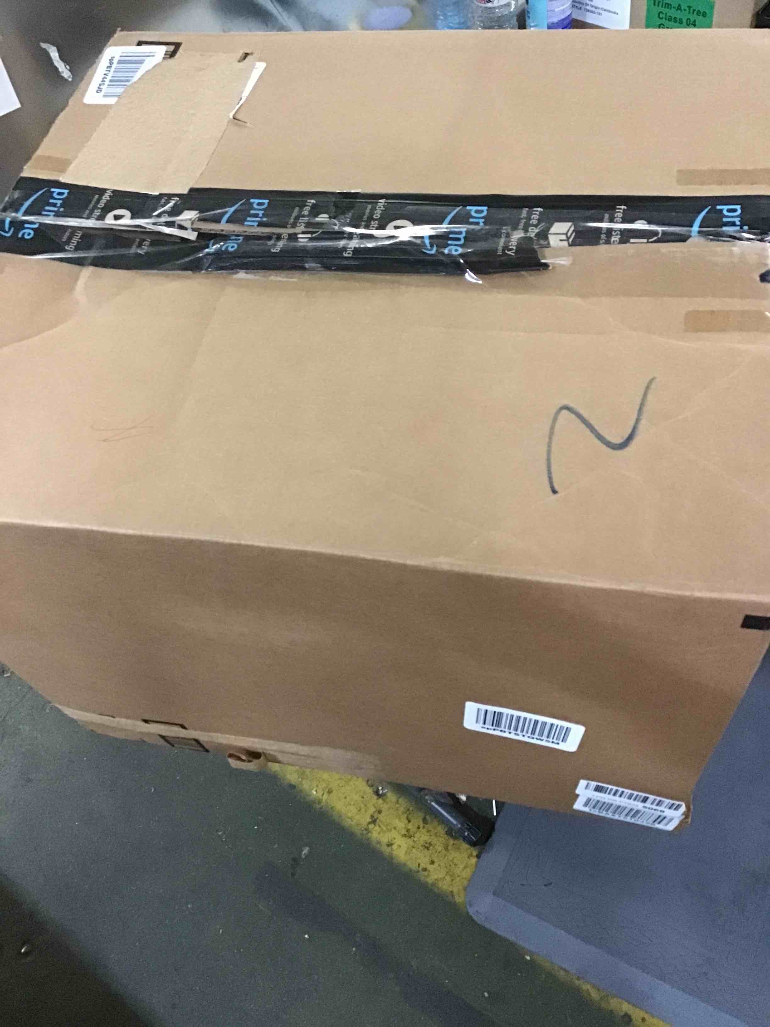 https://s3.amazonaws.com/lotting-images-prod/bidfta/YEL5015674_1687887922671.jpeg