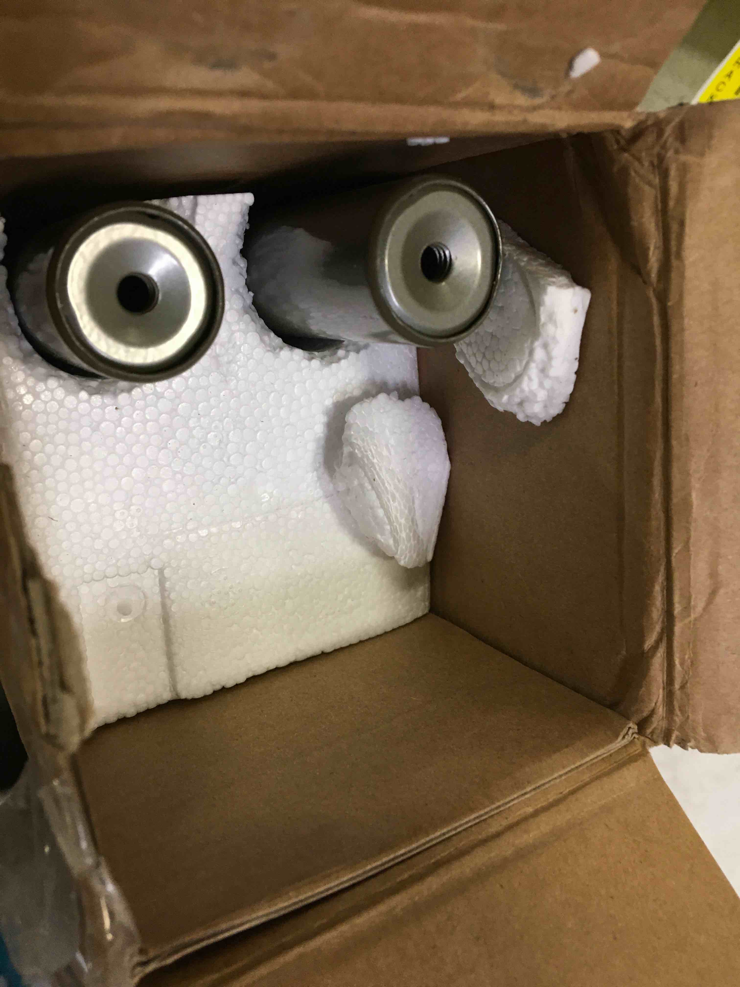 https://s3.amazonaws.com/lotting-images-prod/bidfta/YEL5016562_1687286714978.jpeg