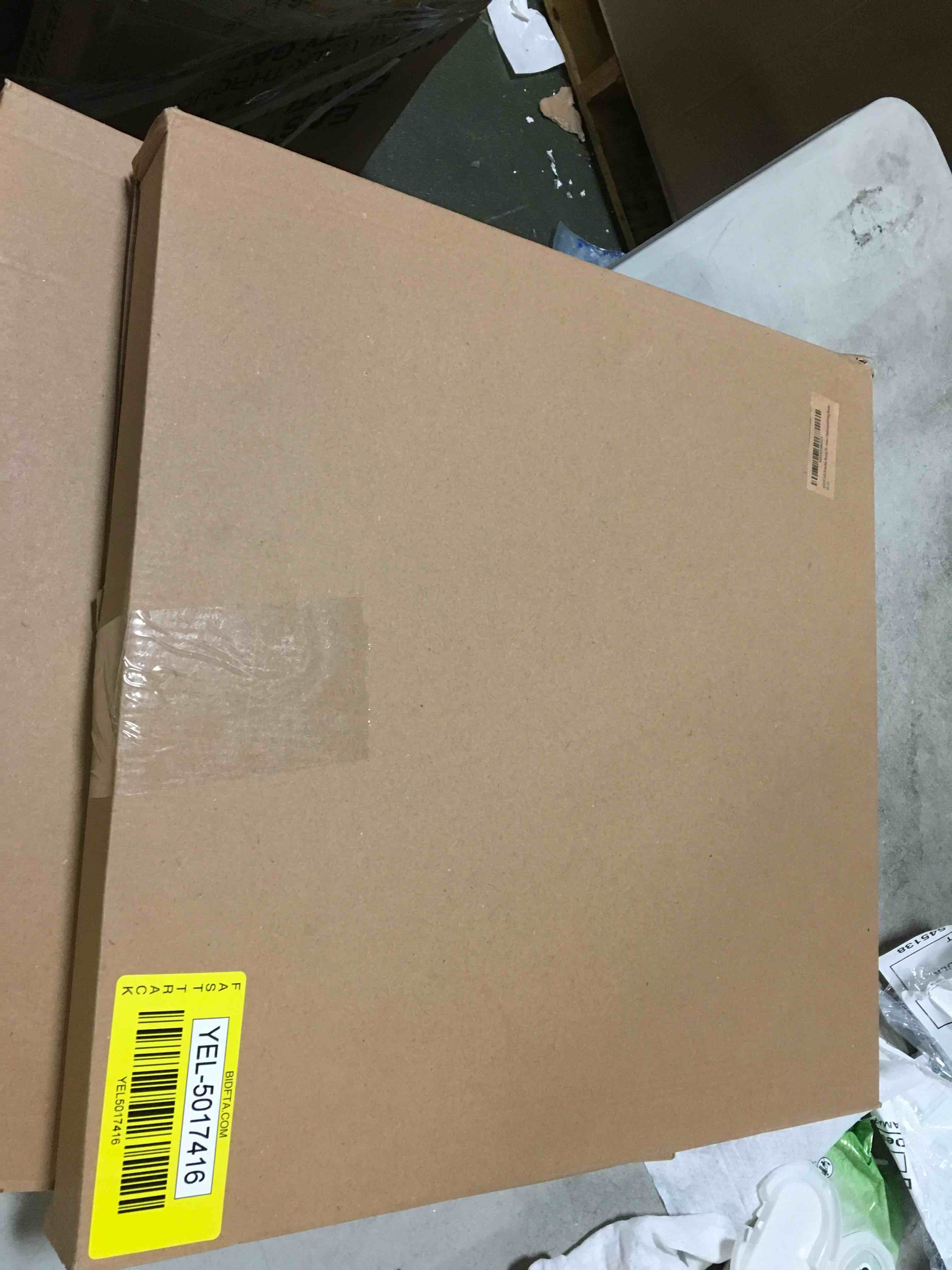 https://s3.amazonaws.com/lotting-images-prod/bidfta/YEL5017415_1687879211758.jpeg