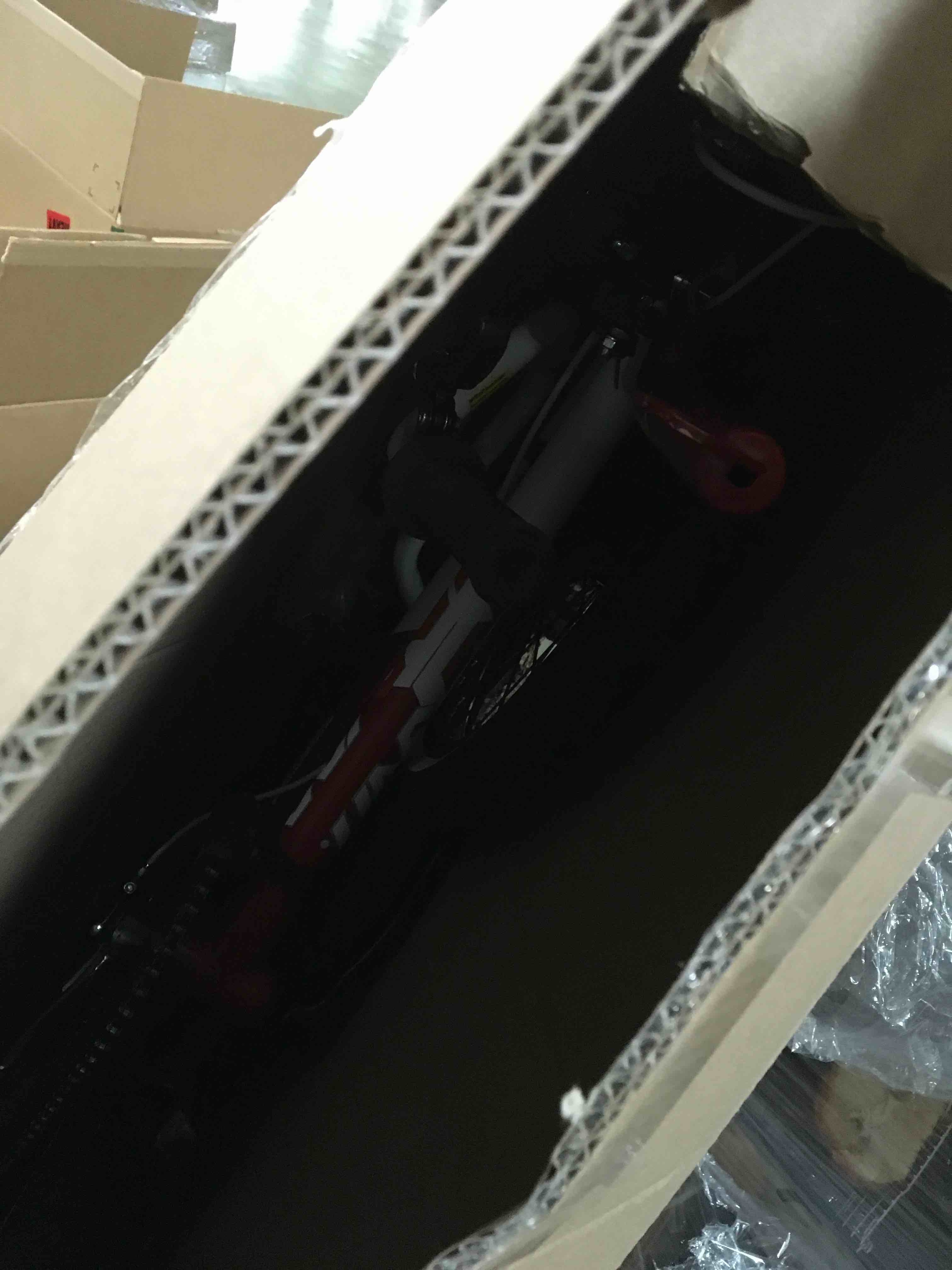 https://s3.amazonaws.com/lotting-images-prod/bidfta/YEL5017675_1688041431913.jpeg