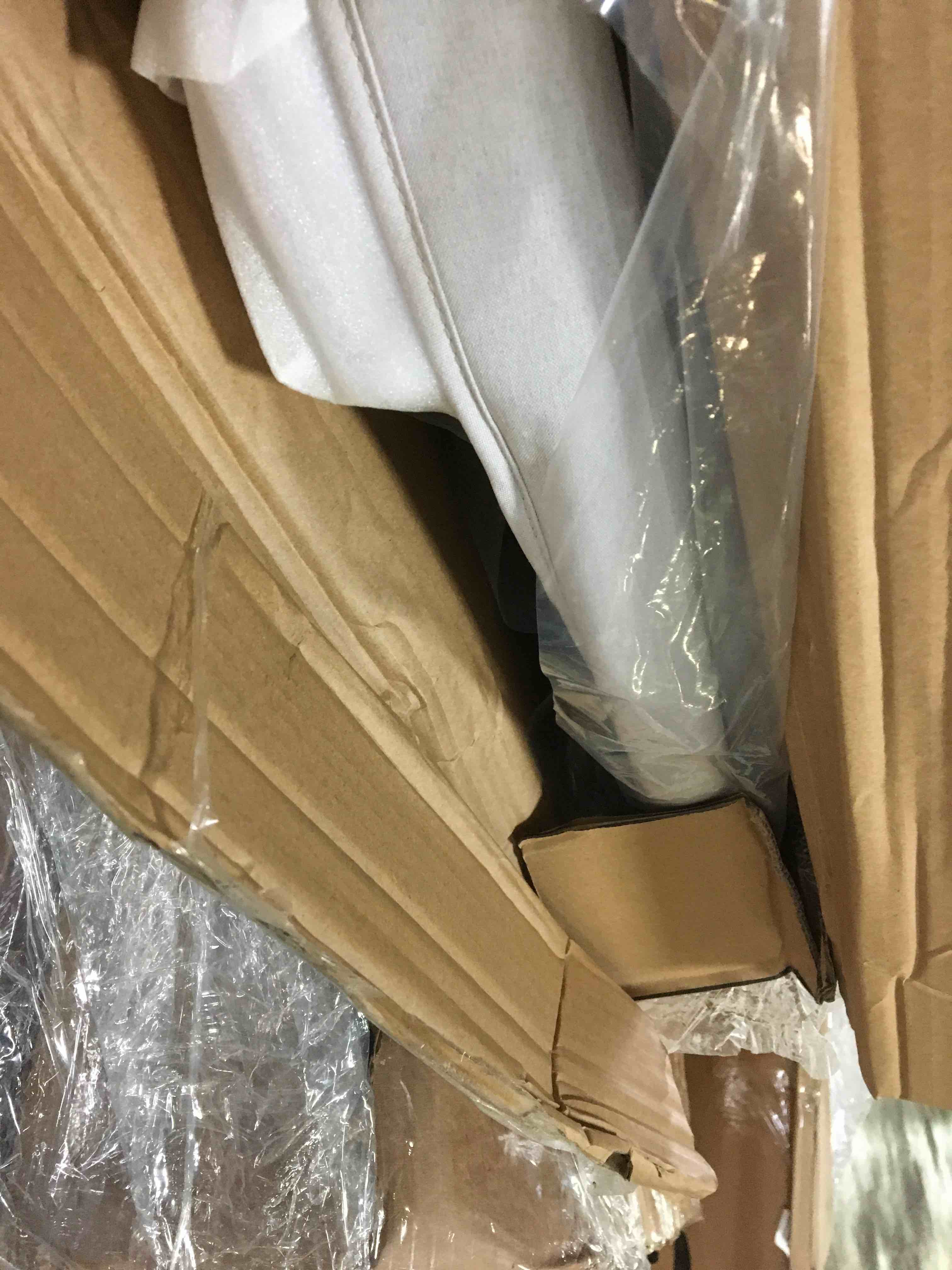 https://s3.amazonaws.com/lotting-images-prod/bidfta/YEL5017802_1688061188923.jpeg
