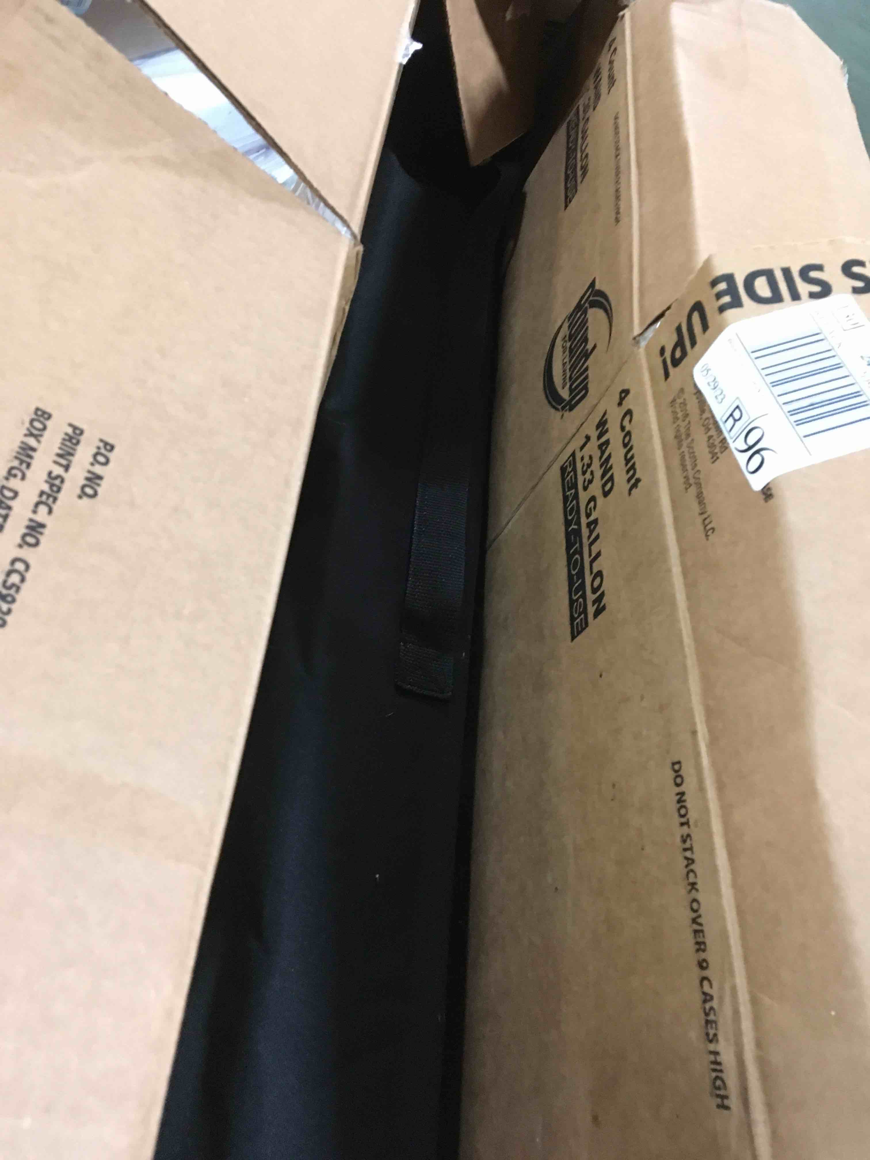 https://s3.amazonaws.com/lotting-images-prod/bidfta/YEL5017804_1688061457042.jpeg