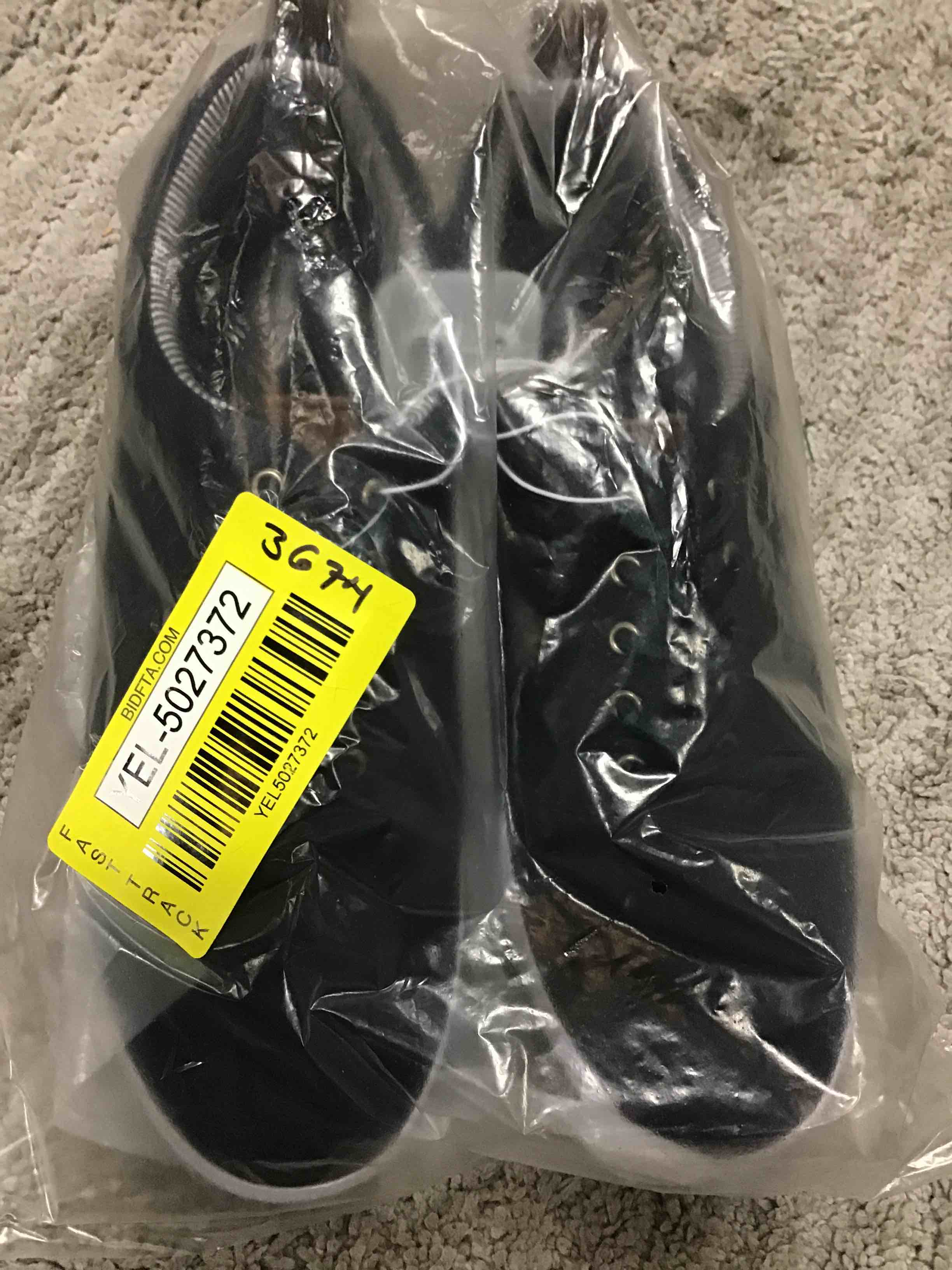 https://s3.amazonaws.com/lotting-images-prod/bidfta/YEL5027372_1689342484041.jpeg