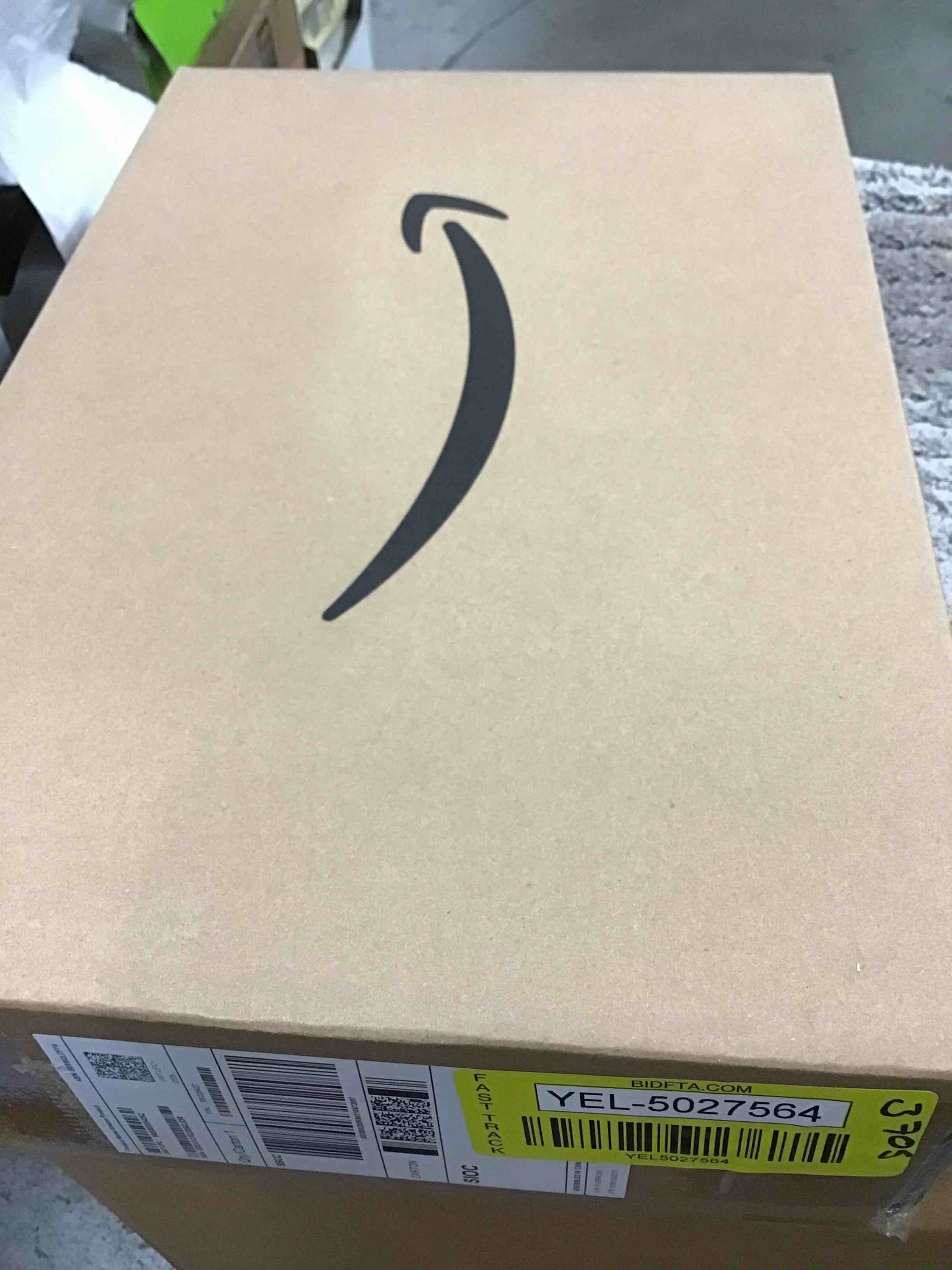 https://s3.amazonaws.com/lotting-images-prod/bidfta/YEL5027564_1689685395008.jpeg