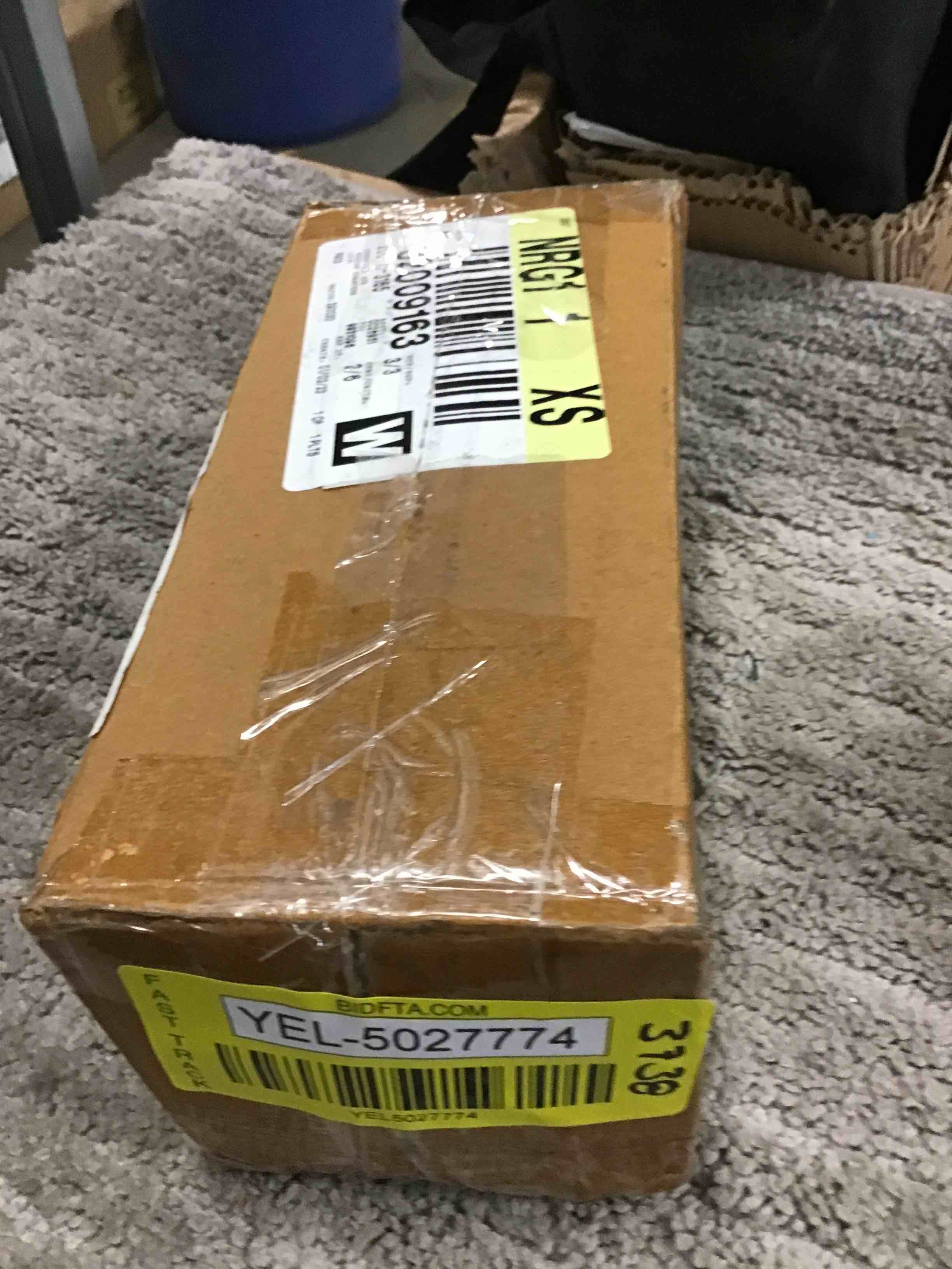 https://s3.amazonaws.com/lotting-images-prod/bidfta/YEL5027774_1689860277222.jpeg