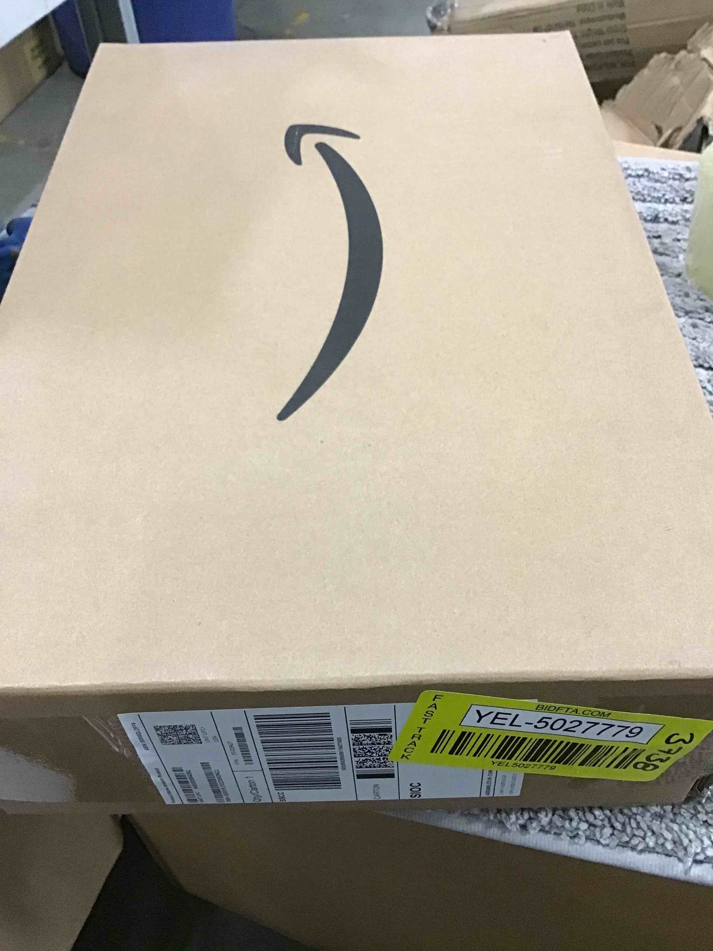 https://s3.amazonaws.com/lotting-images-prod/bidfta/YEL5027779_1689860936298.jpeg