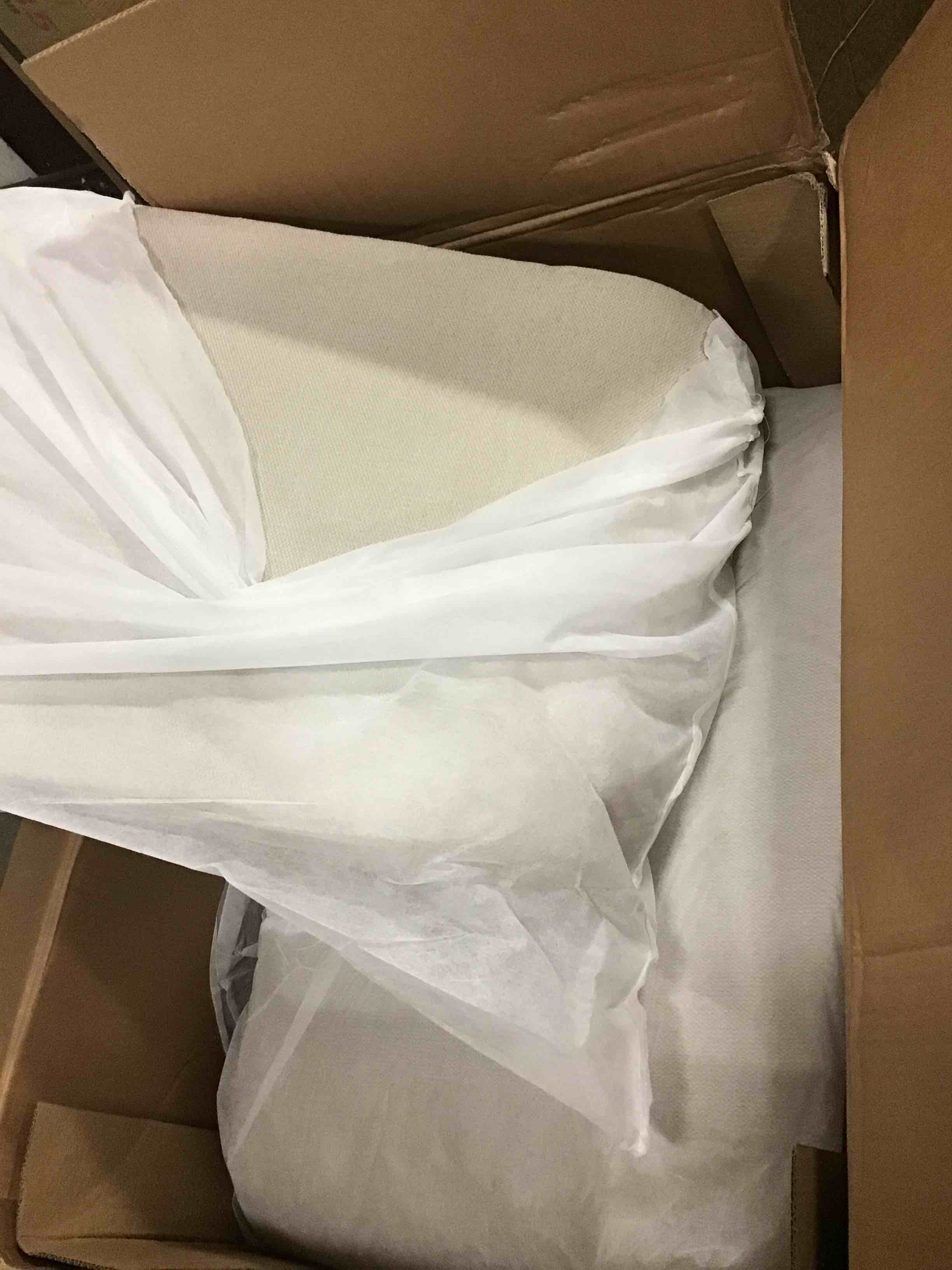 https://s3.amazonaws.com/lotting-images-prod/bidfta/YEL5028252_1693228128841.jpeg