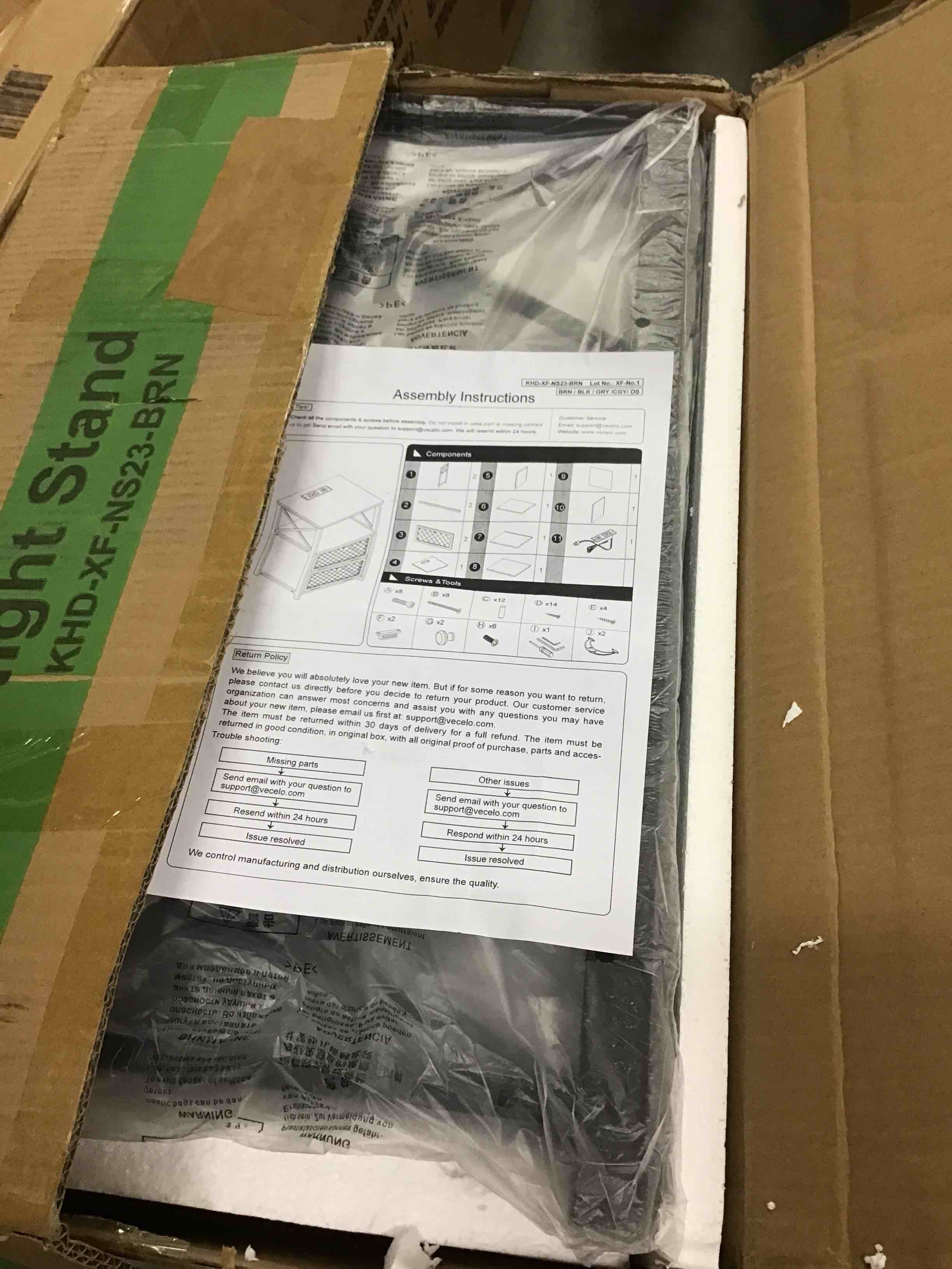 https://s3.amazonaws.com/lotting-images-prod/bidfta/YEL5028261_1693237910721.jpeg