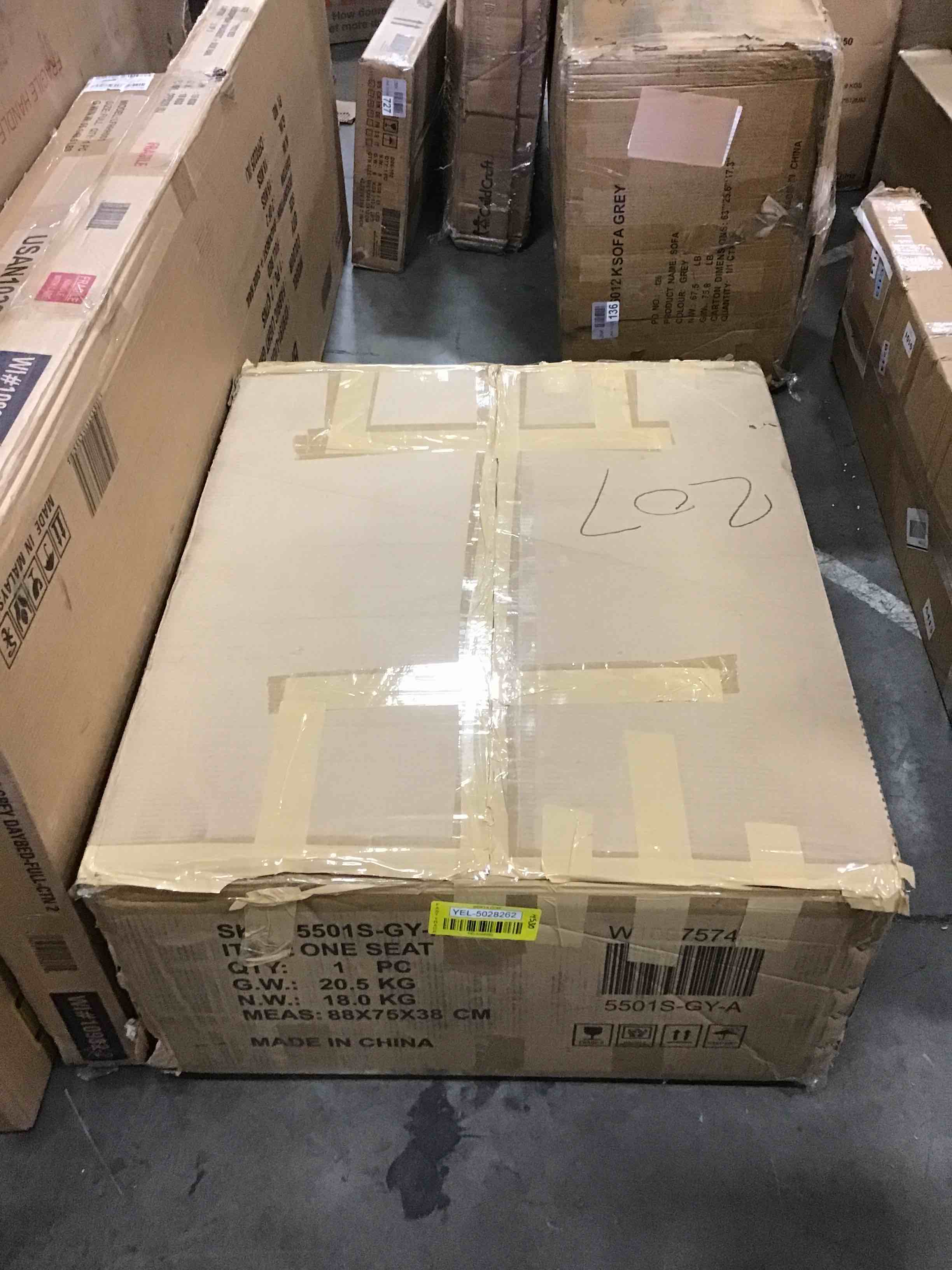 https://s3.amazonaws.com/lotting-images-prod/bidfta/YEL5028262_1693243528624.jpeg