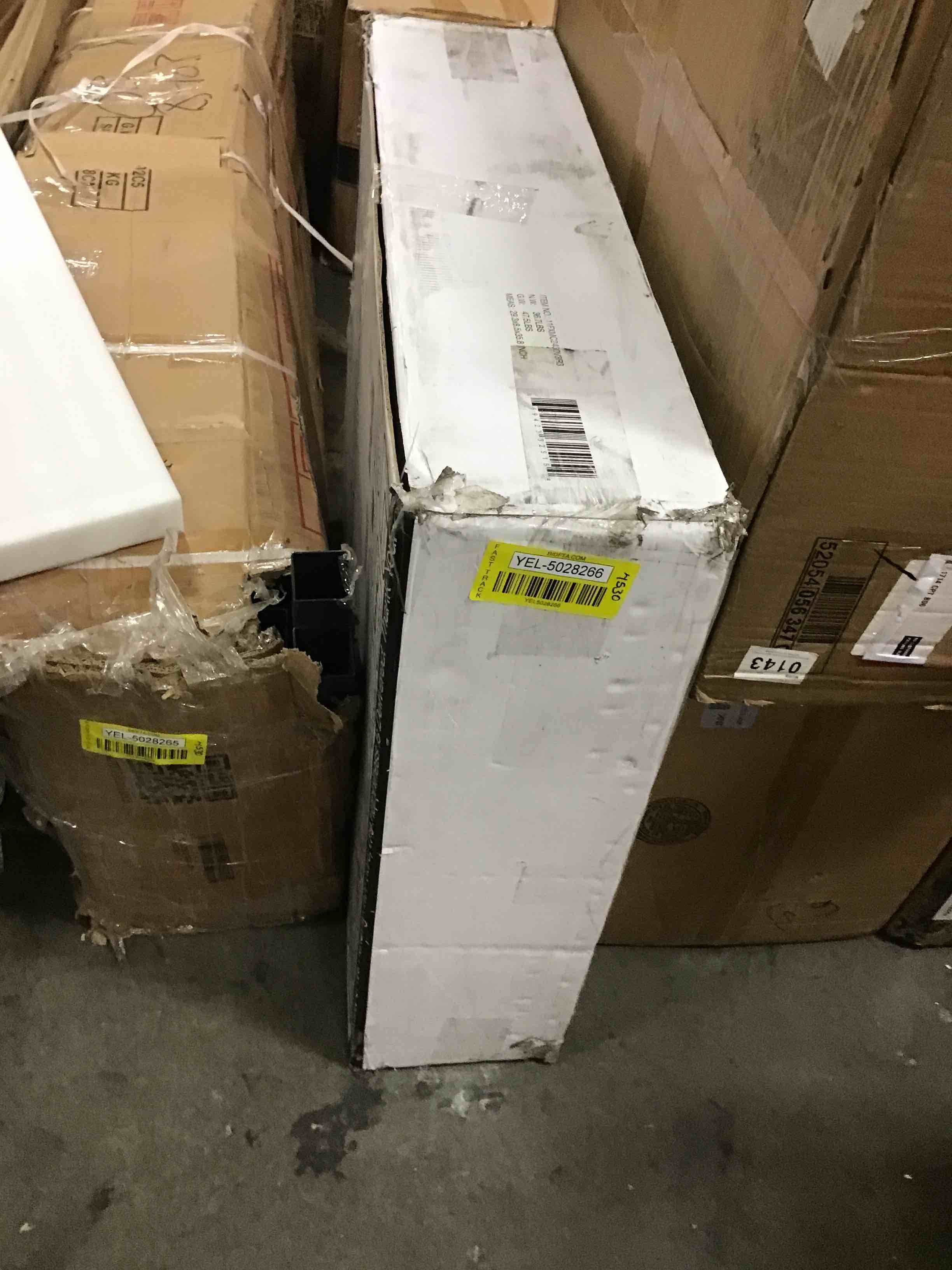 https://s3.amazonaws.com/lotting-images-prod/bidfta/YEL5028266_1693248654125.jpeg