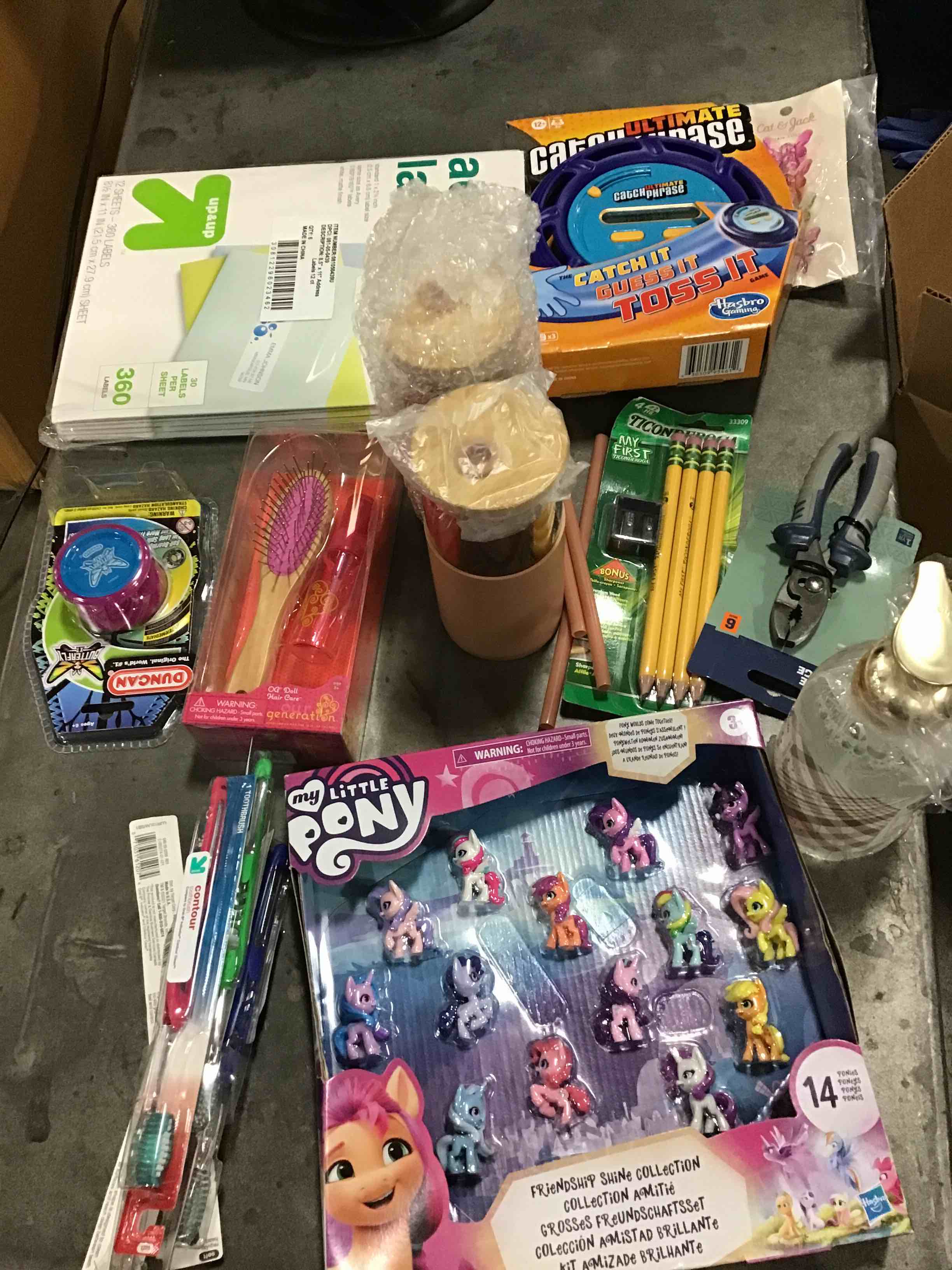 Assorted Miscellaneous Home Items