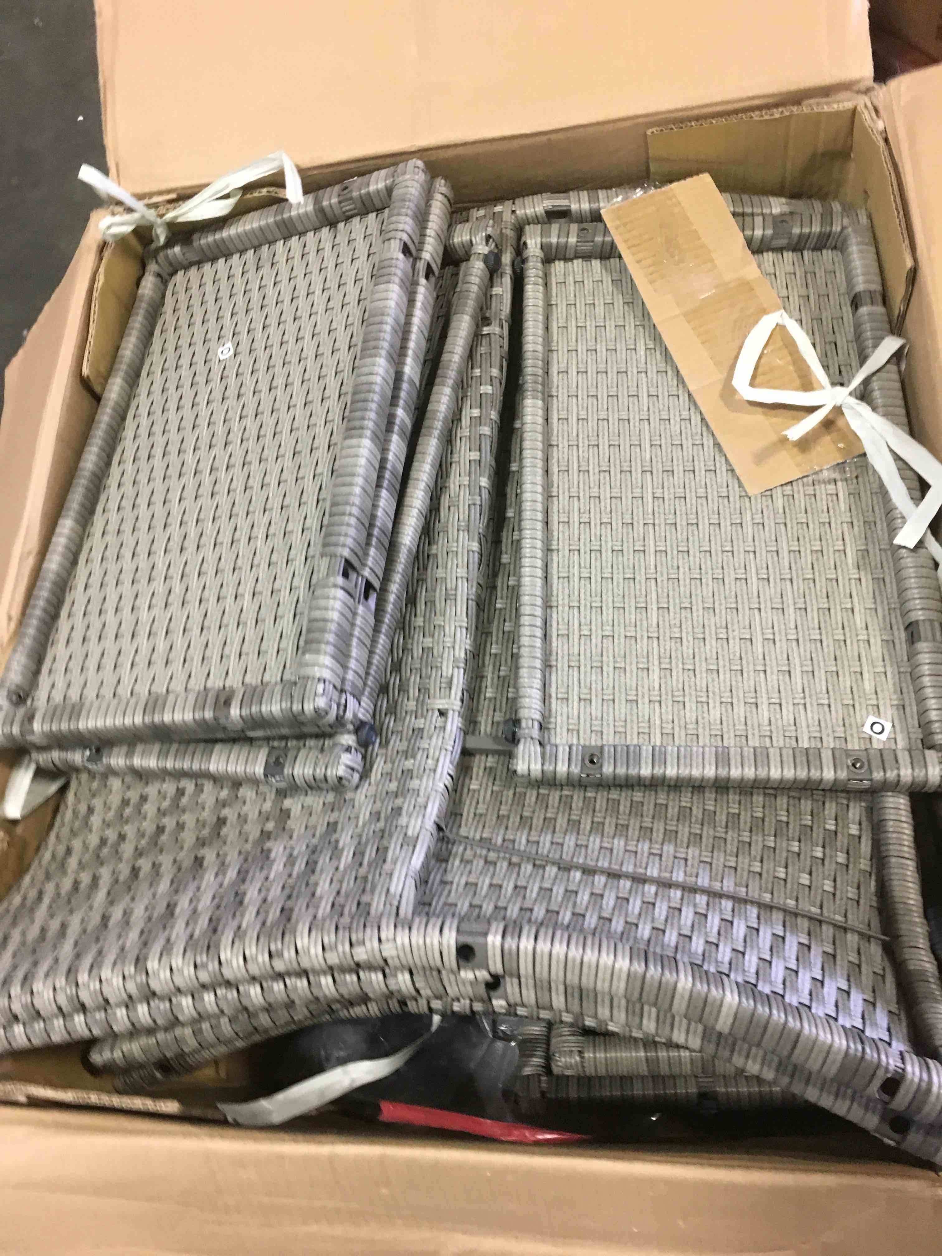 https://s3.amazonaws.com/lotting-images-prod/bidfta/YEL5030440_1686770852293.jpeg