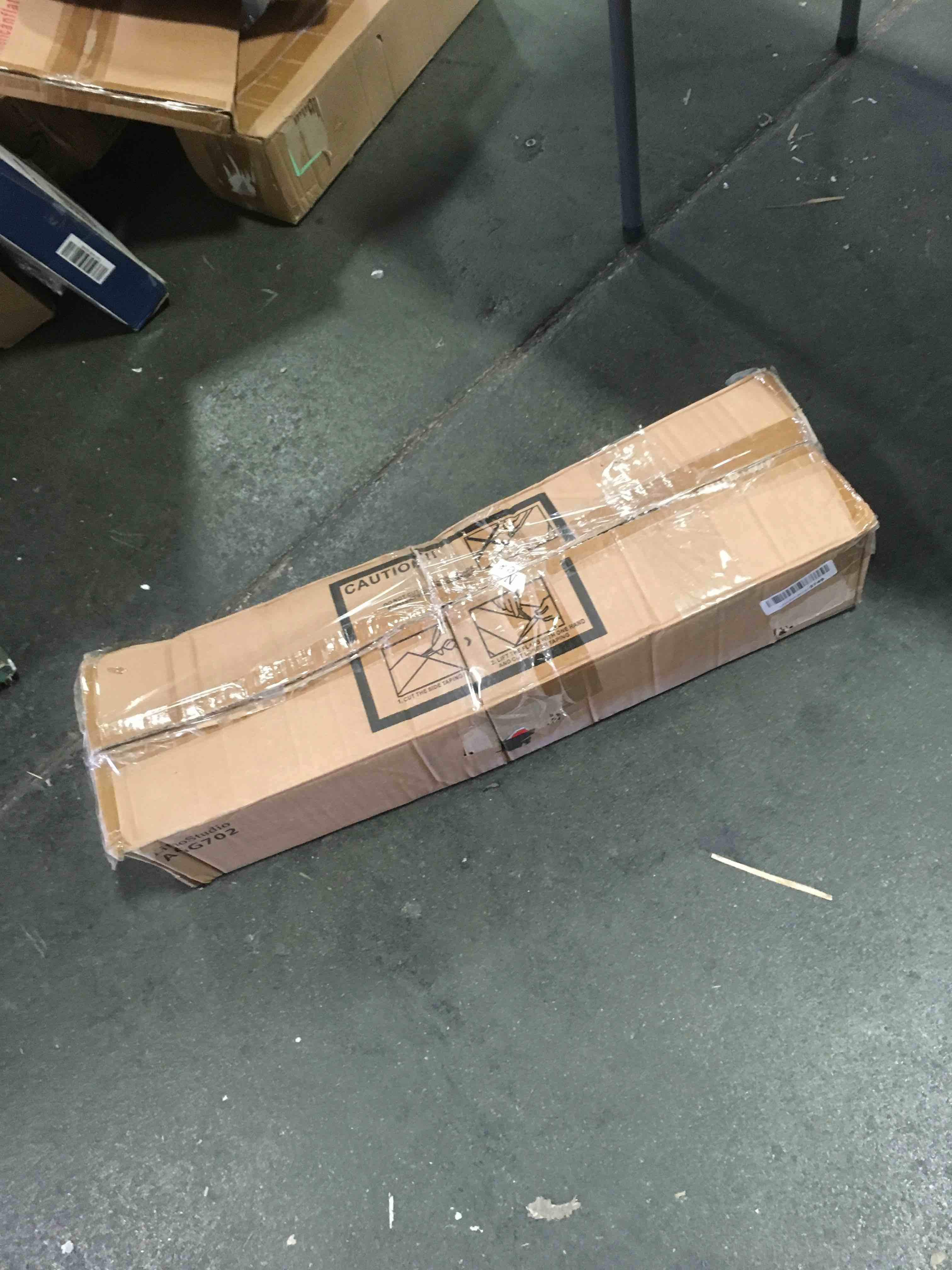 https://s3.amazonaws.com/lotting-images-prod/bidfta/YEL5030451_1686772877448.jpeg