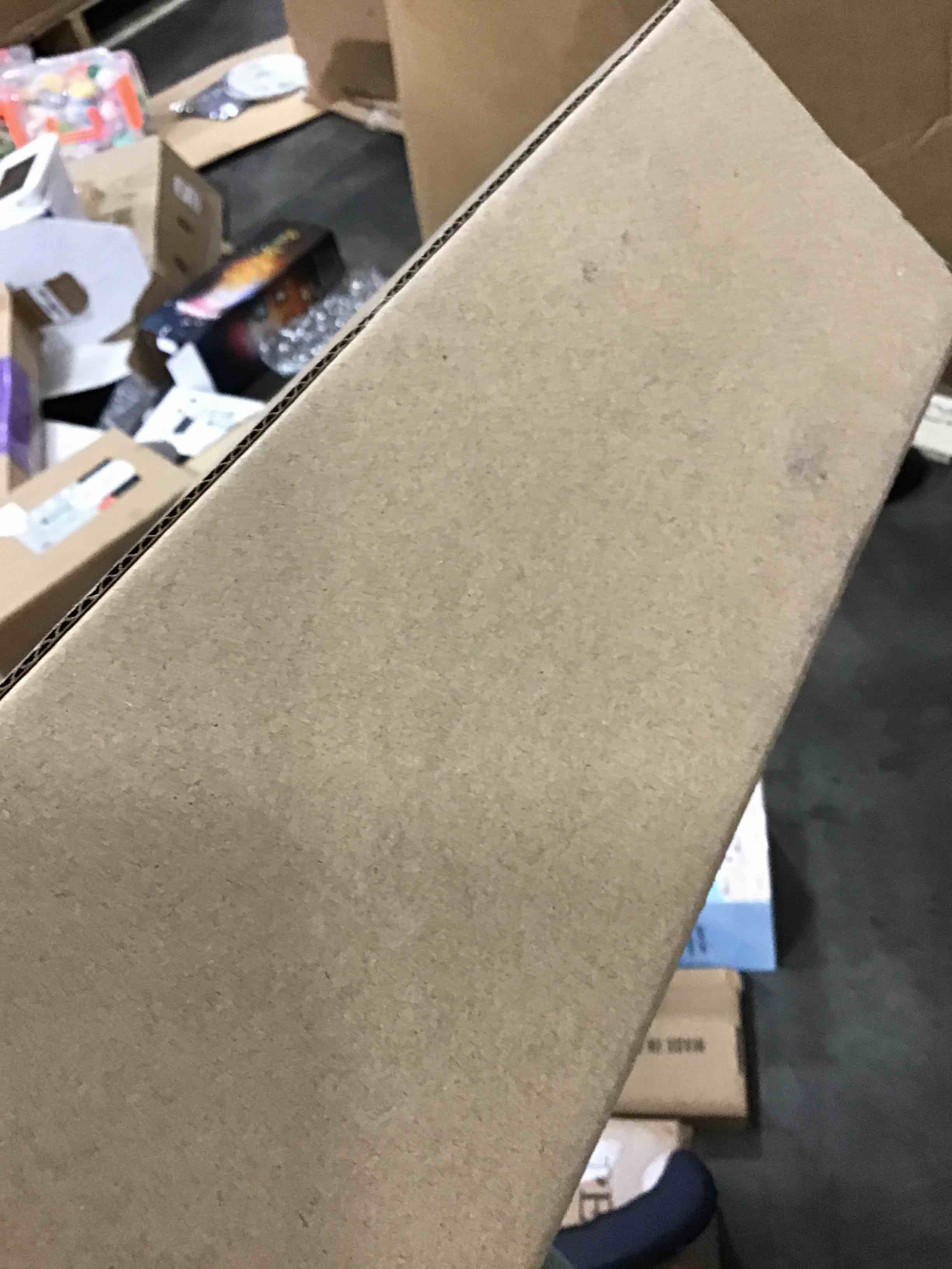 https://s3.amazonaws.com/lotting-images-prod/bidfta/YEL5033716_1690385336414.jpeg