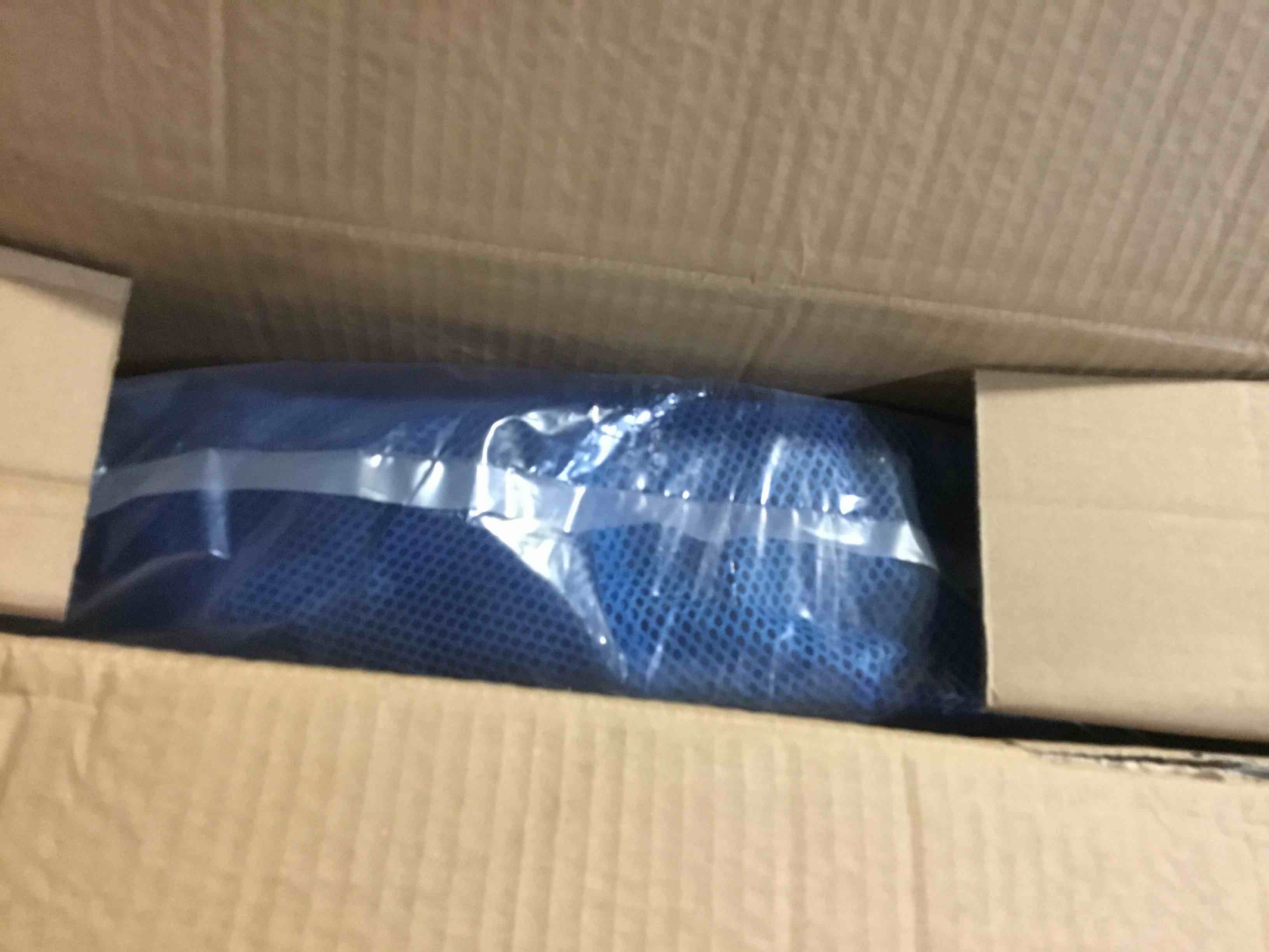 https://s3.amazonaws.com/lotting-images-prod/bidfta/YEL5050425_1686587307228.jpeg