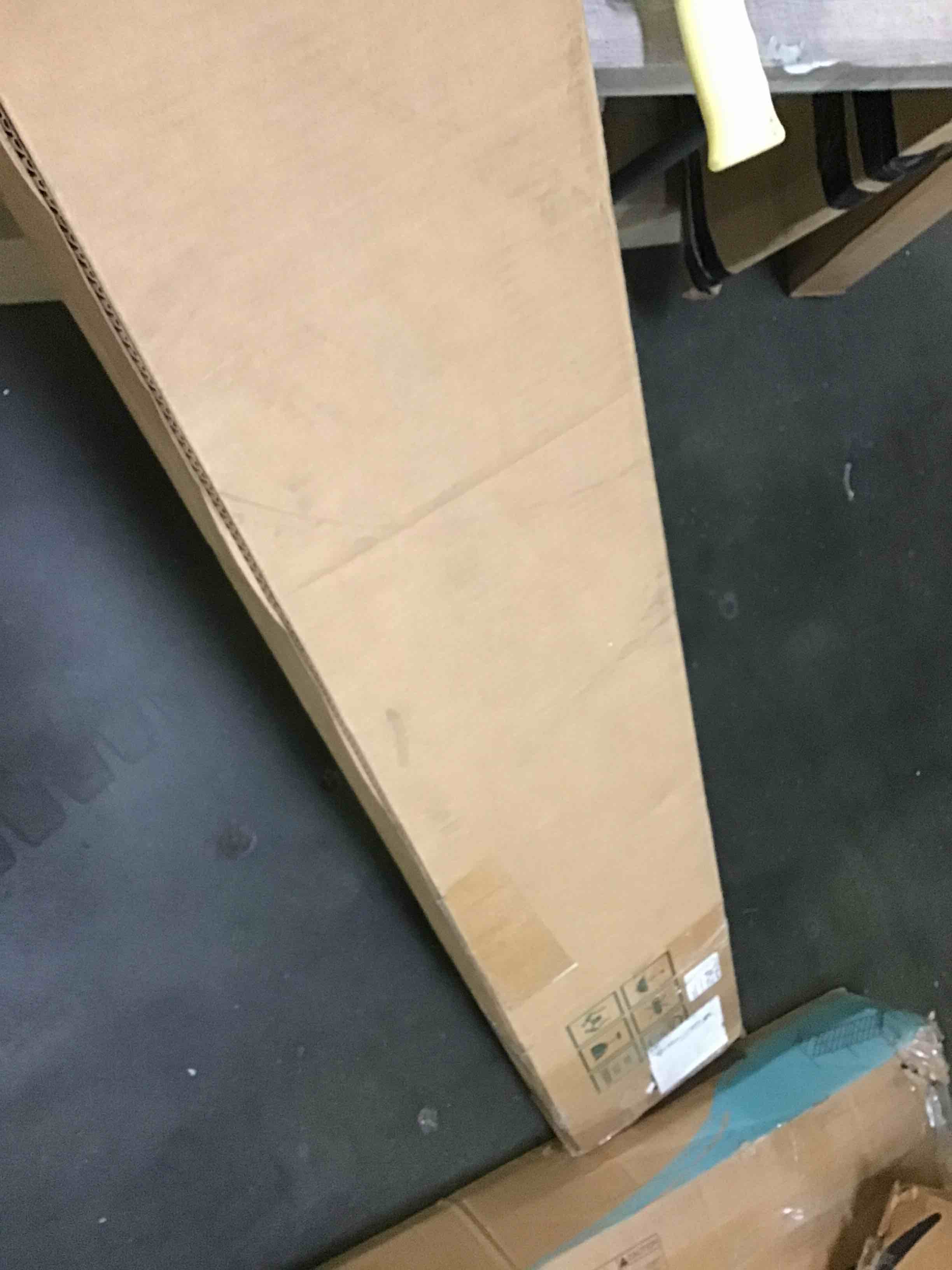 https://s3.amazonaws.com/lotting-images-prod/bidfta/YEL5059786_1686747257468.jpeg