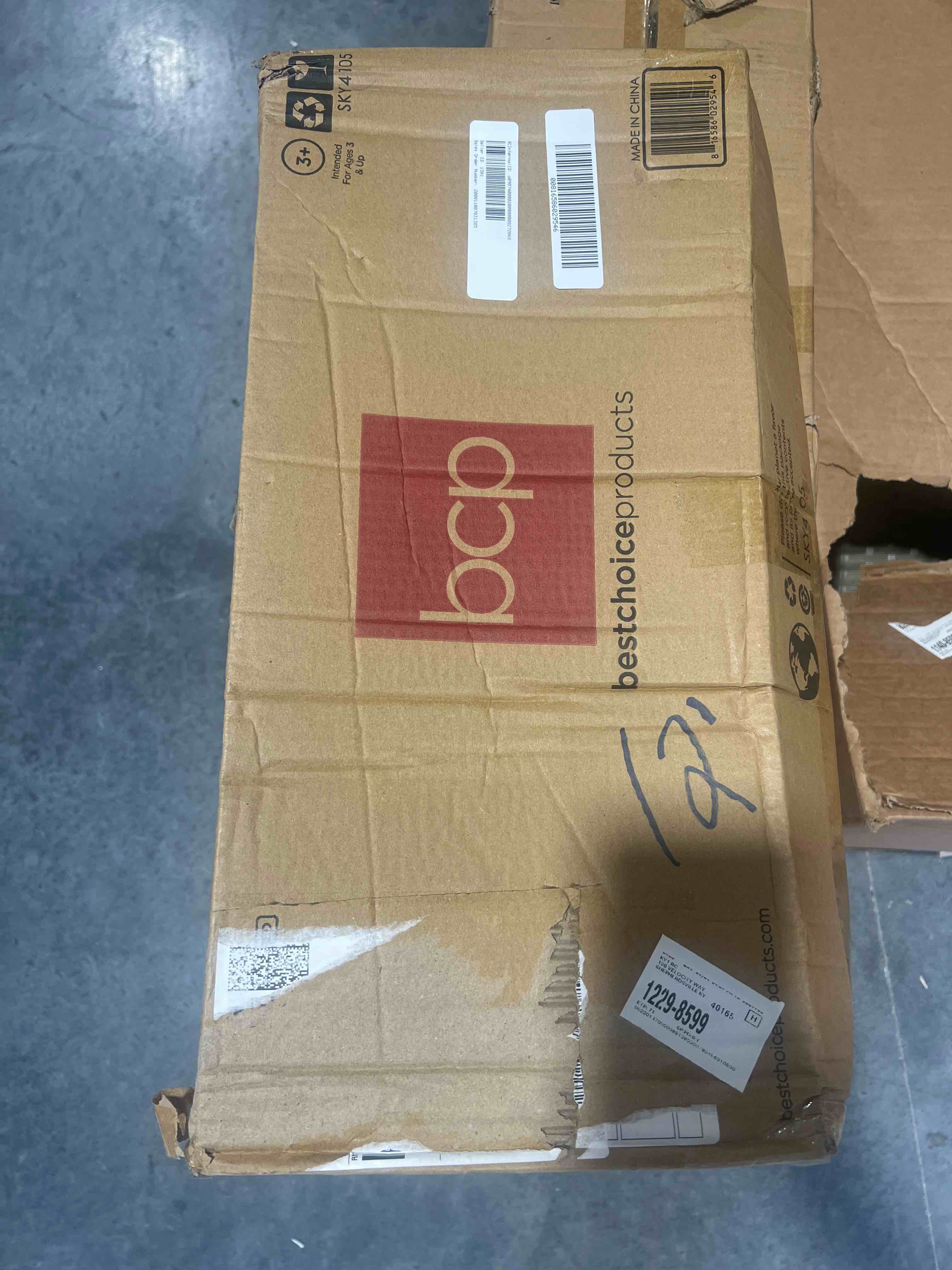 https://s3.amazonaws.com/lotting-images-prod/bidfta/YEL5072424_1691190760132.jpeg