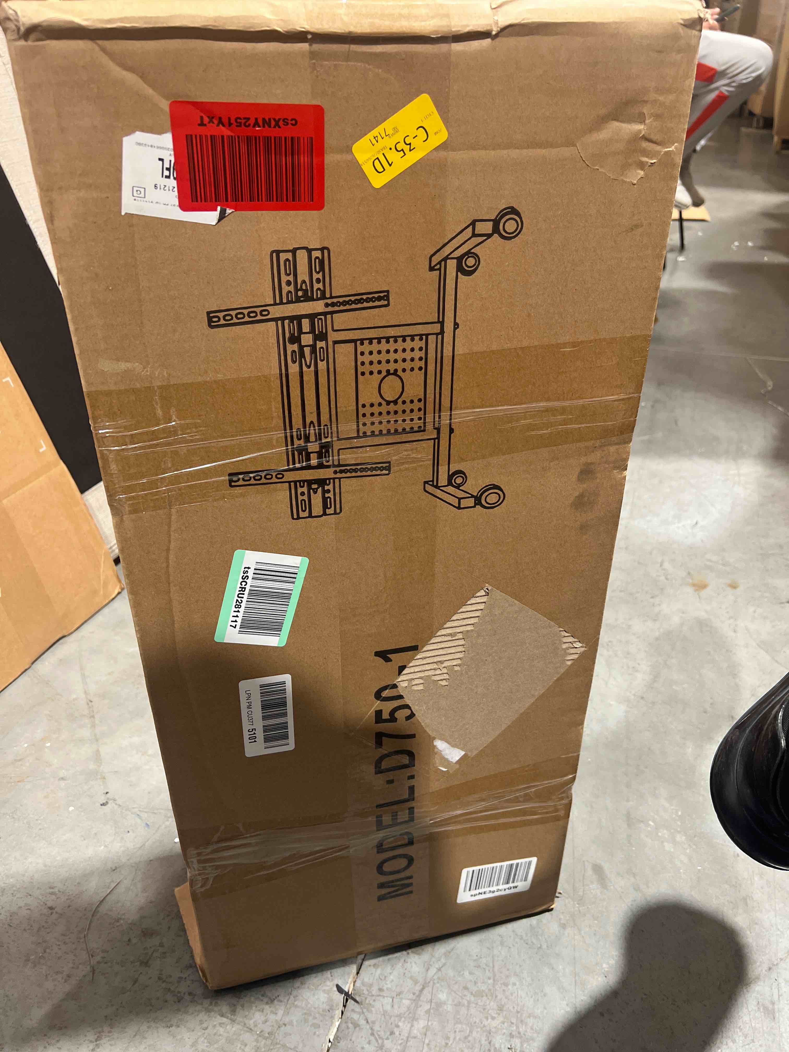 https://s3.amazonaws.com/lotting-images-prod/bidfta/YEL5073170_1697950311024.jpeg